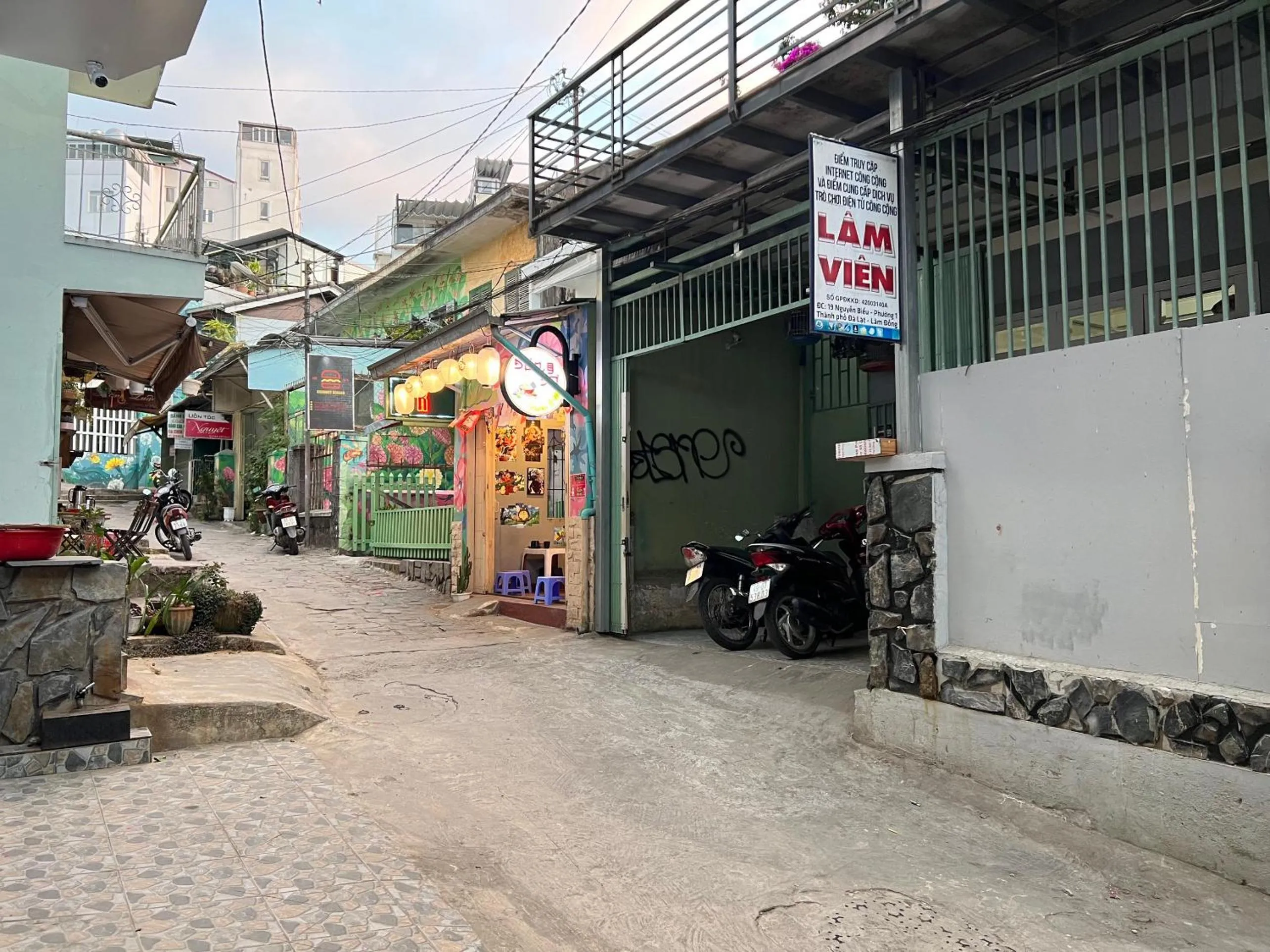 Neighbourhood in Feliz Dalat Homestay