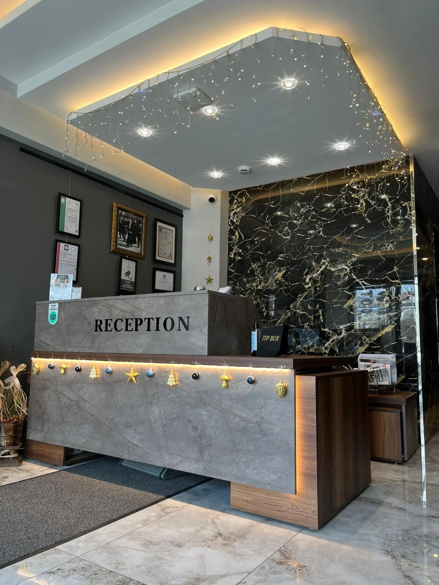 Lobby or reception in Yalçındağ Otel Burdur