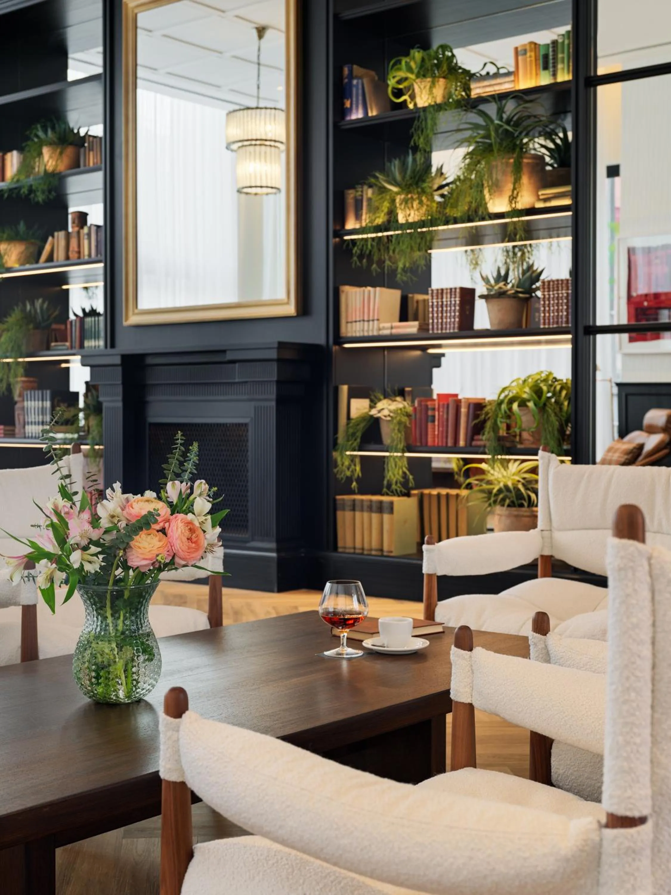 Property building in H10 Itaca