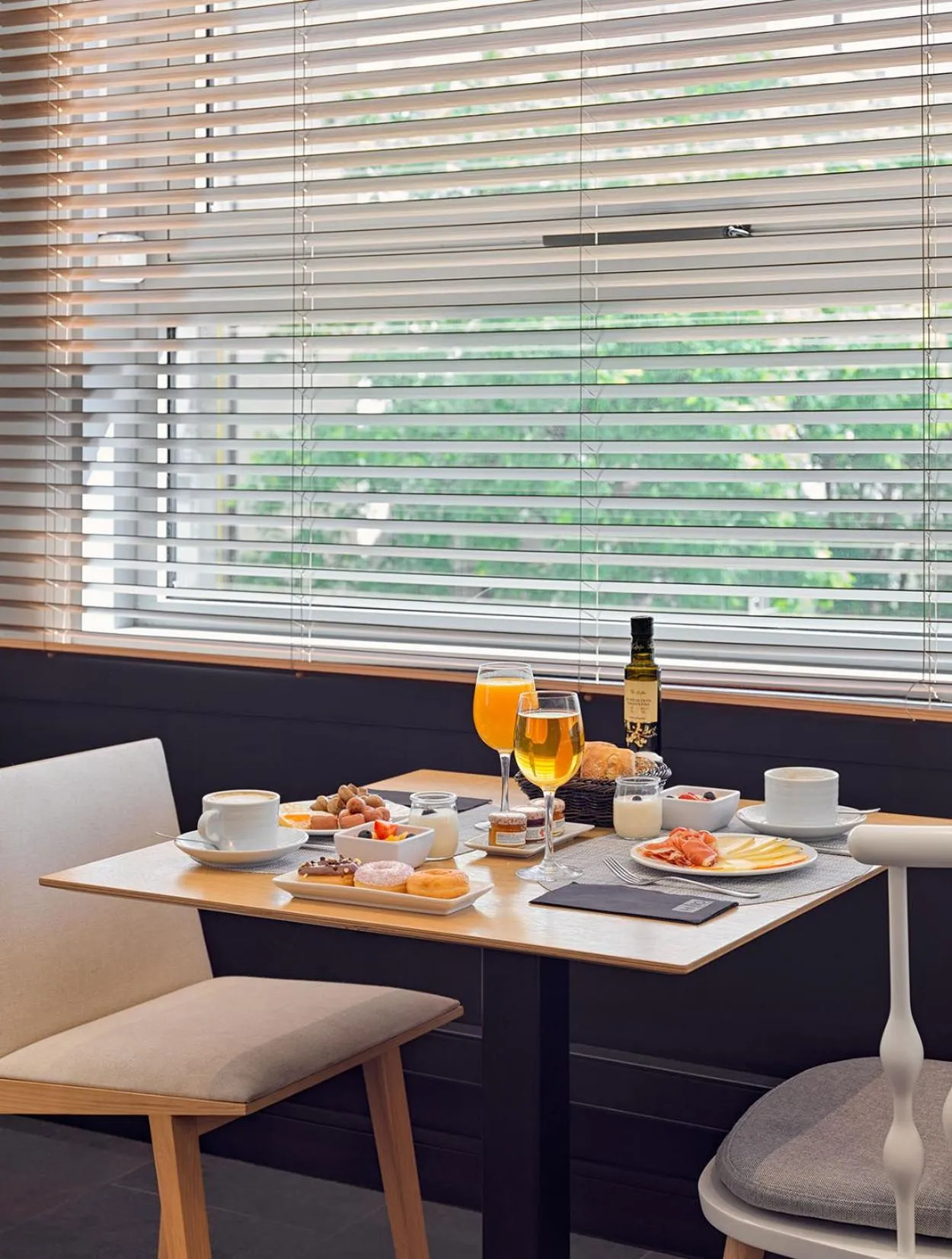 Food and drinks in H10 Itaca