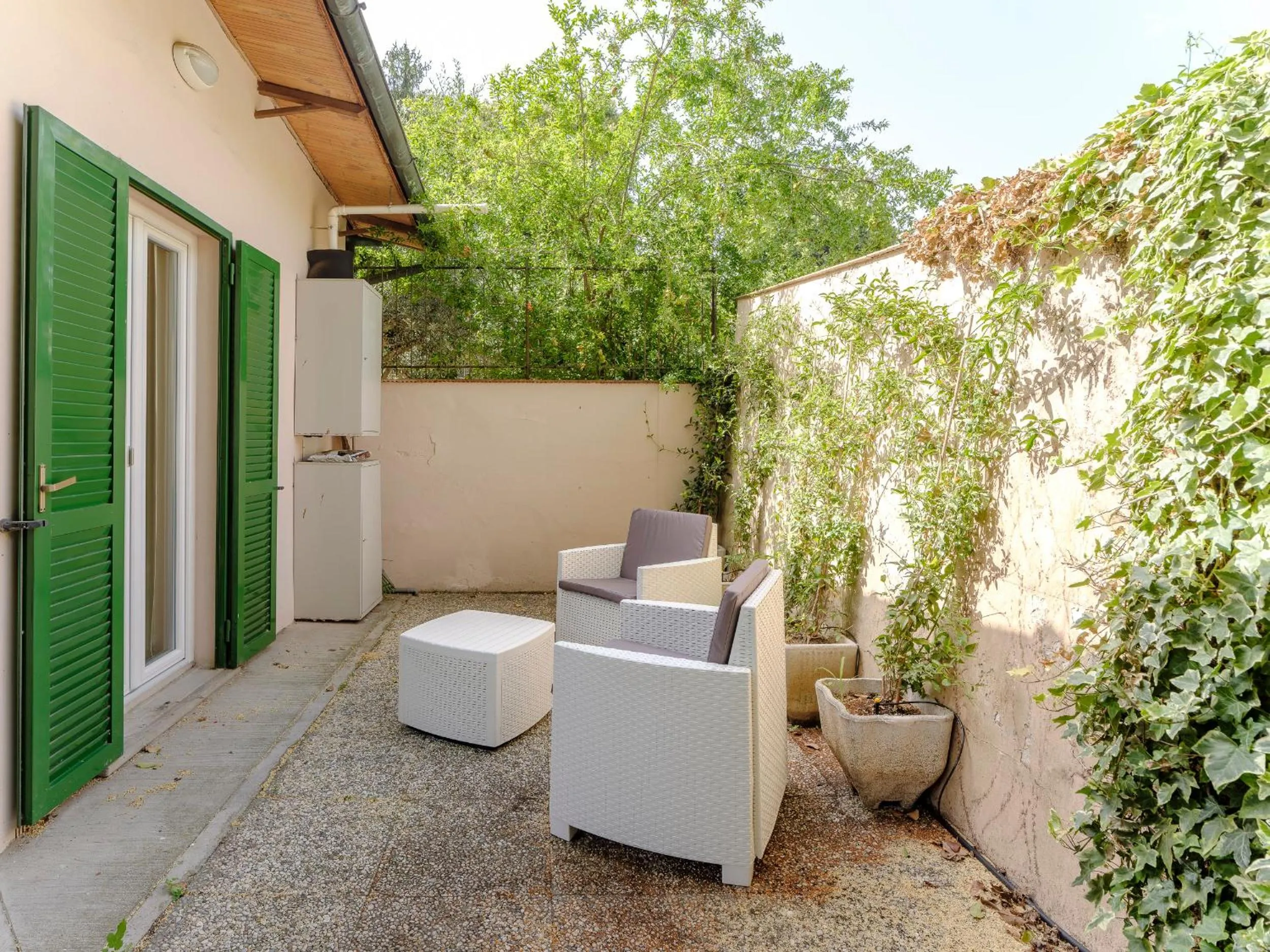 Garden in Villa Royal B&B