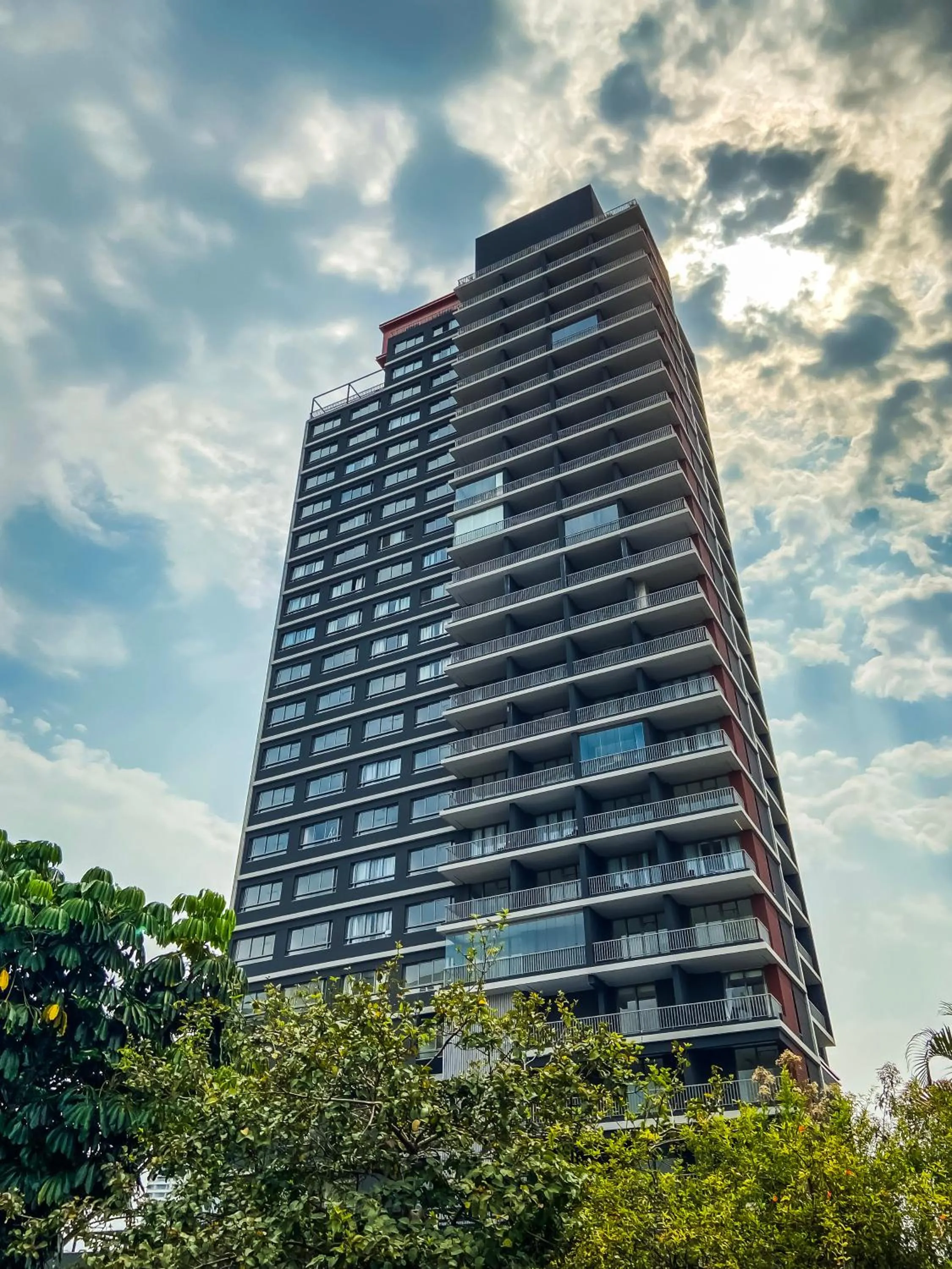 Property building in 360 VN Turiassú by Housi