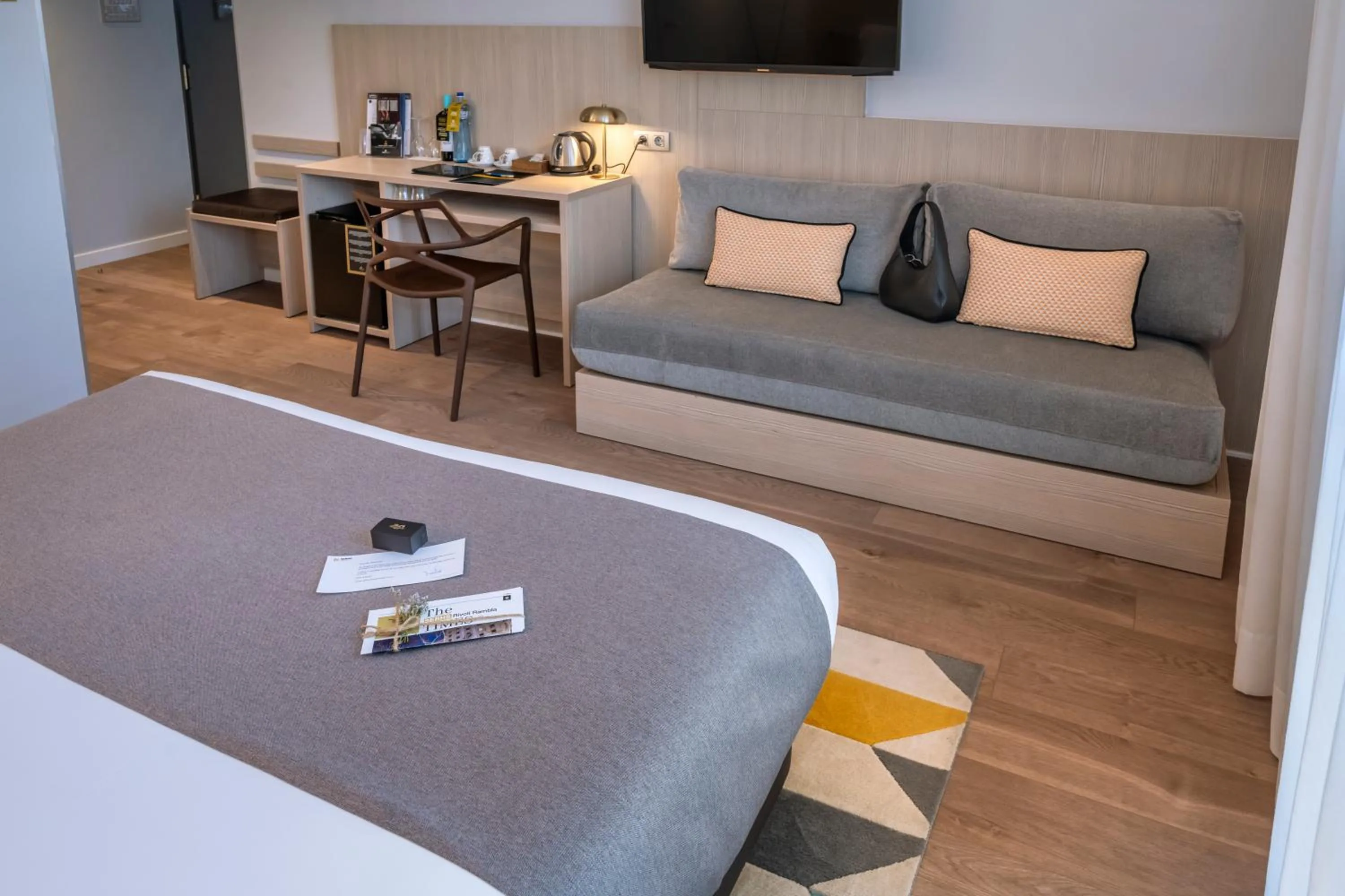 Photo of the whole room in Hotel SERHS Rivoli Rambla