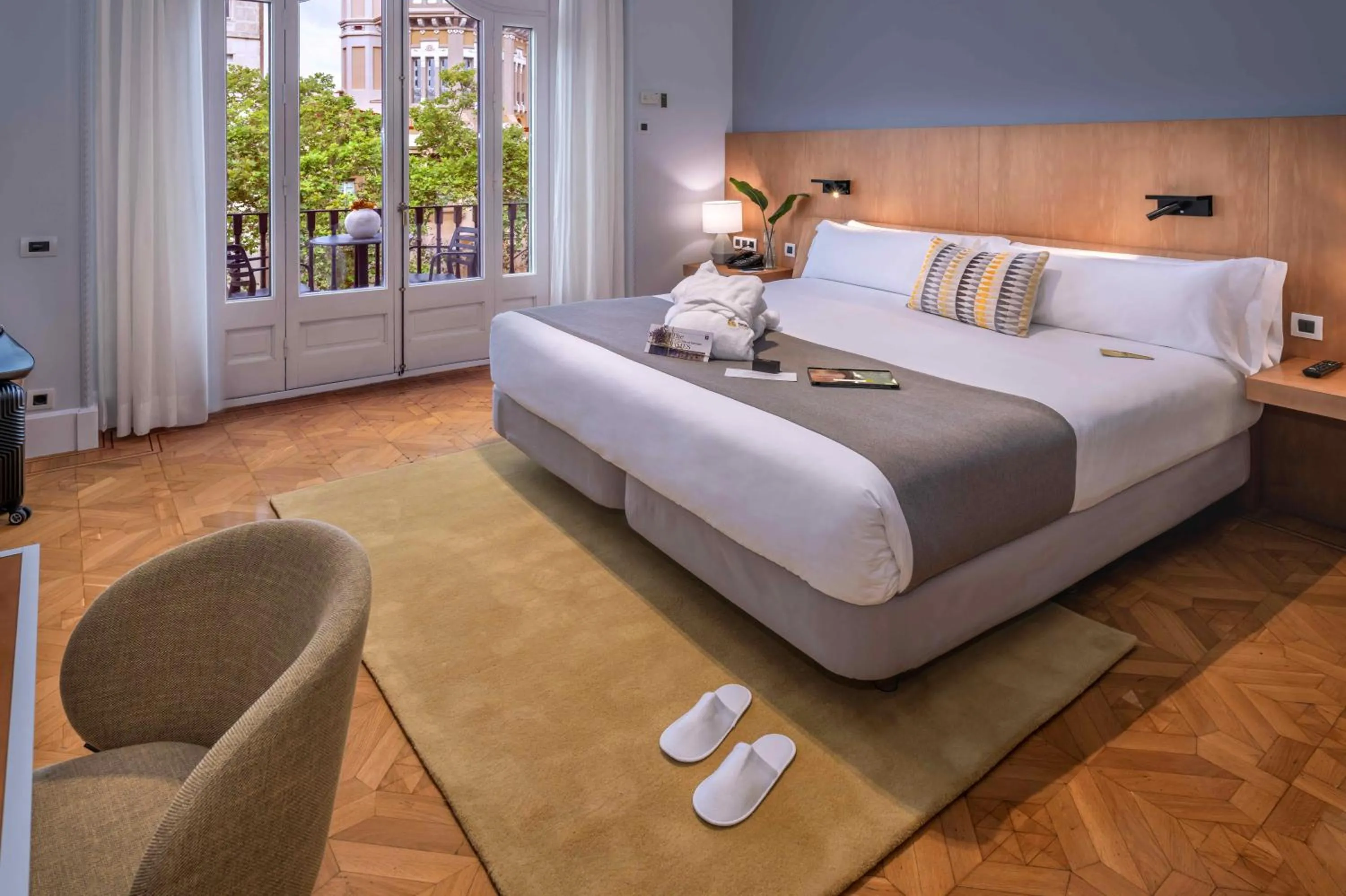 Bedroom, Bed in Hotel SERHS Rivoli Rambla