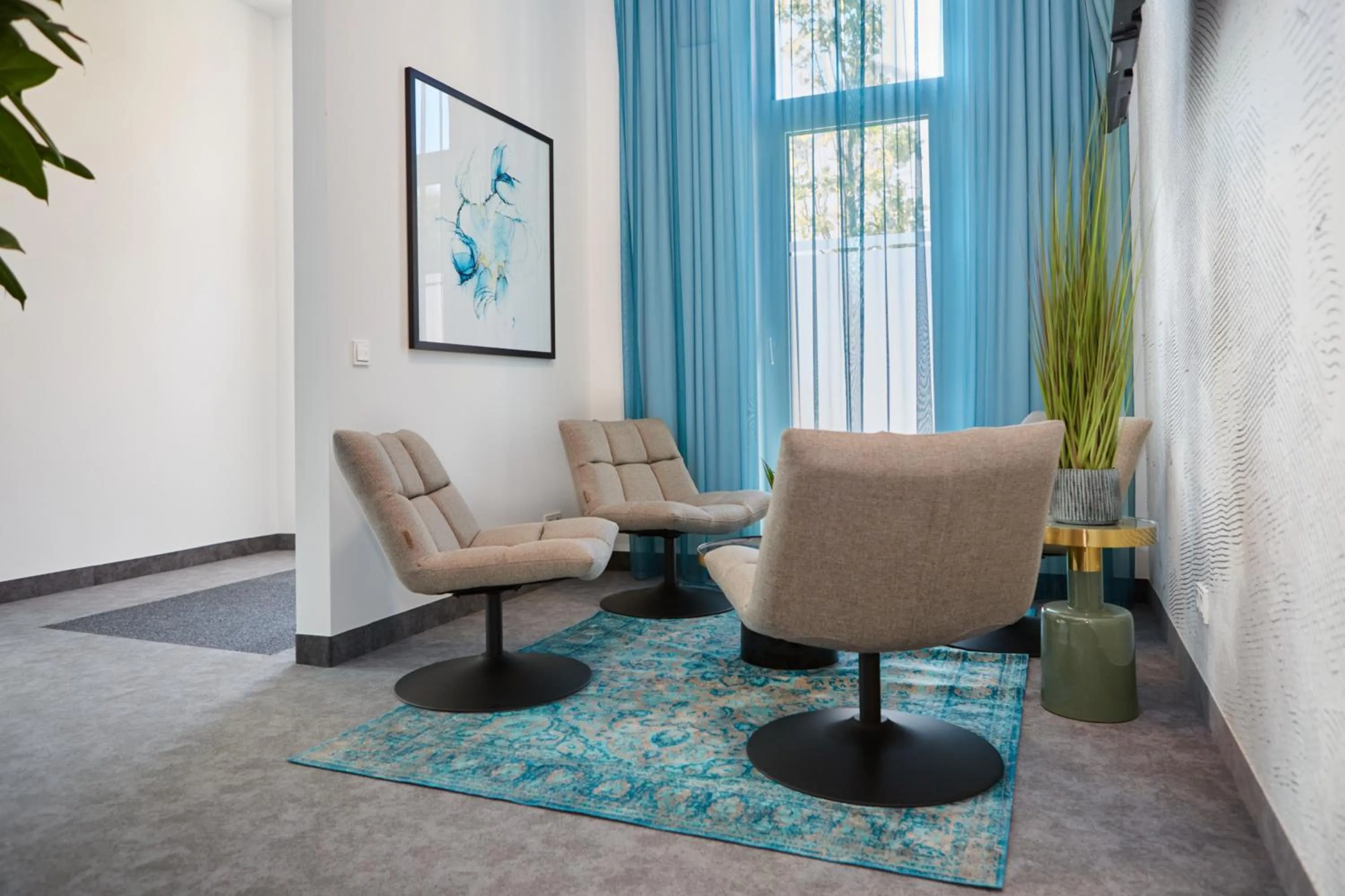 Seating area in SERVENTO Boardinghouse