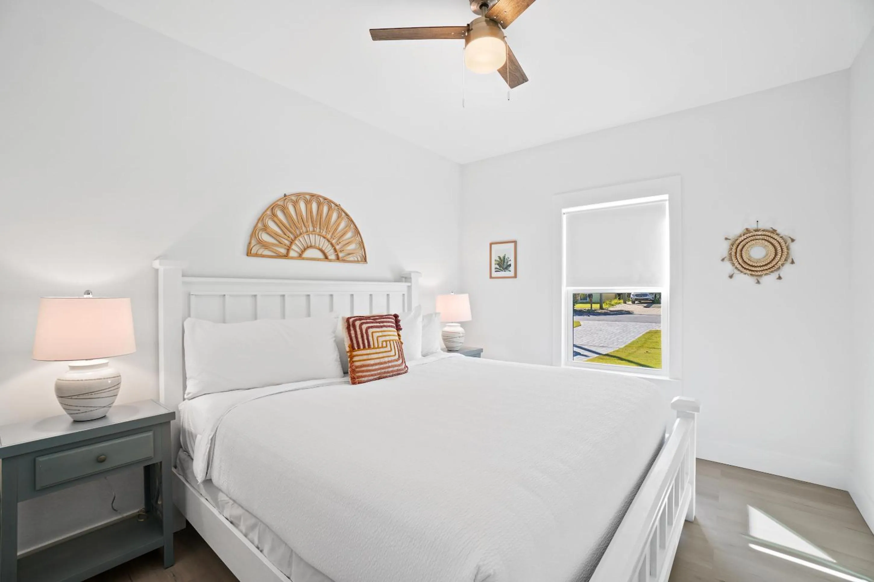 Bed in Beach House w/Private Pool - The Sanderling
