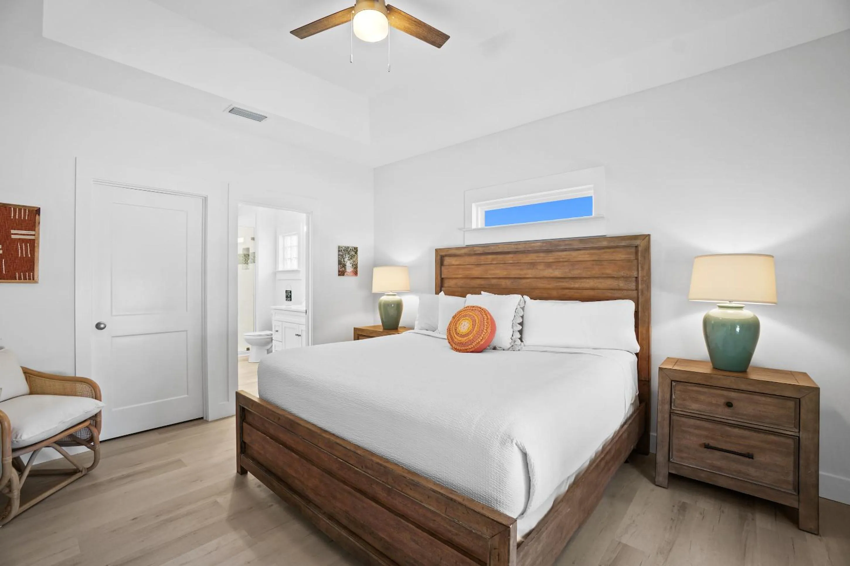 Bed in Beach House w/Private Pool - The Sanderling