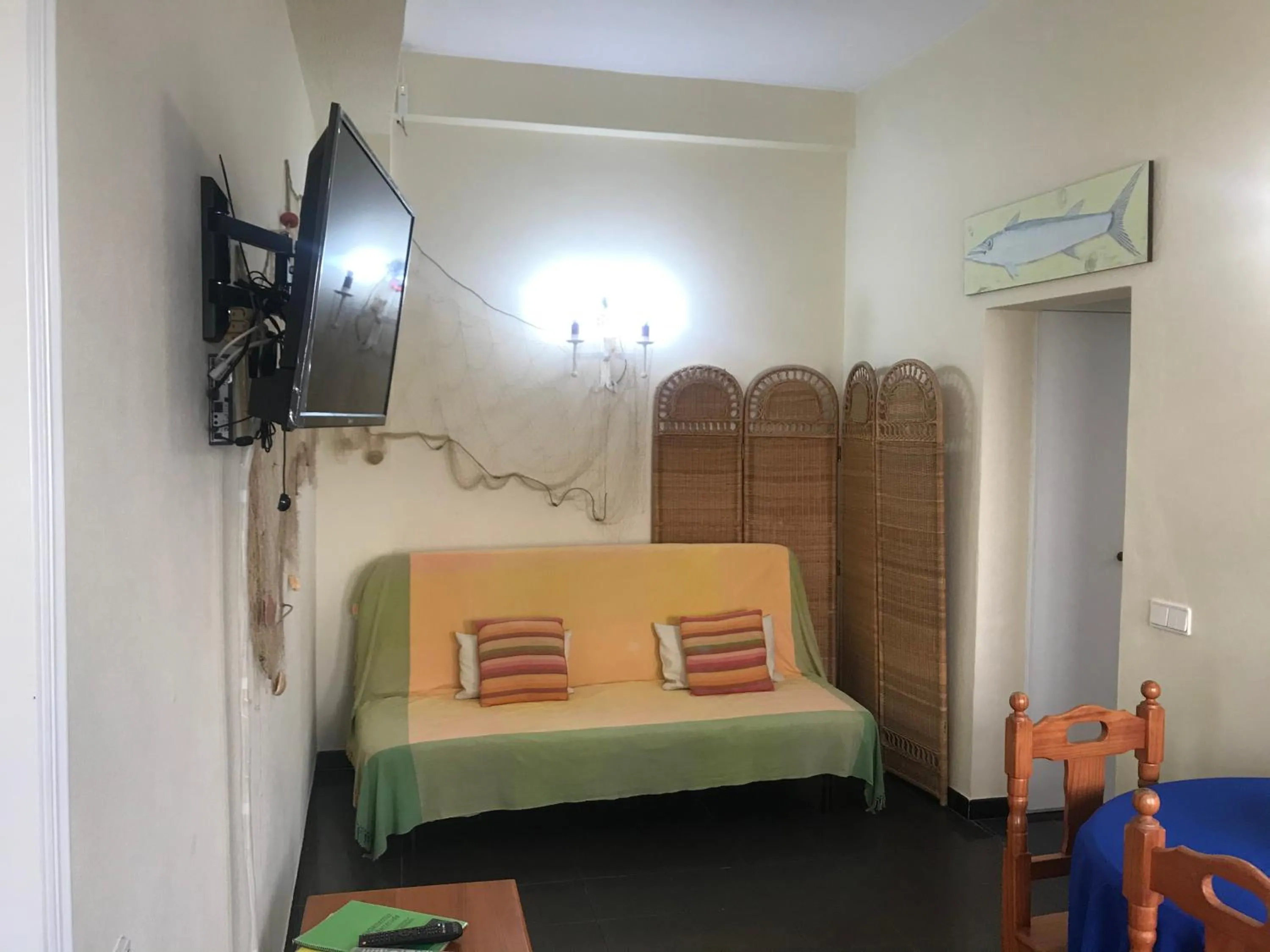 Living room, Bed in Apartamentos Barracuda