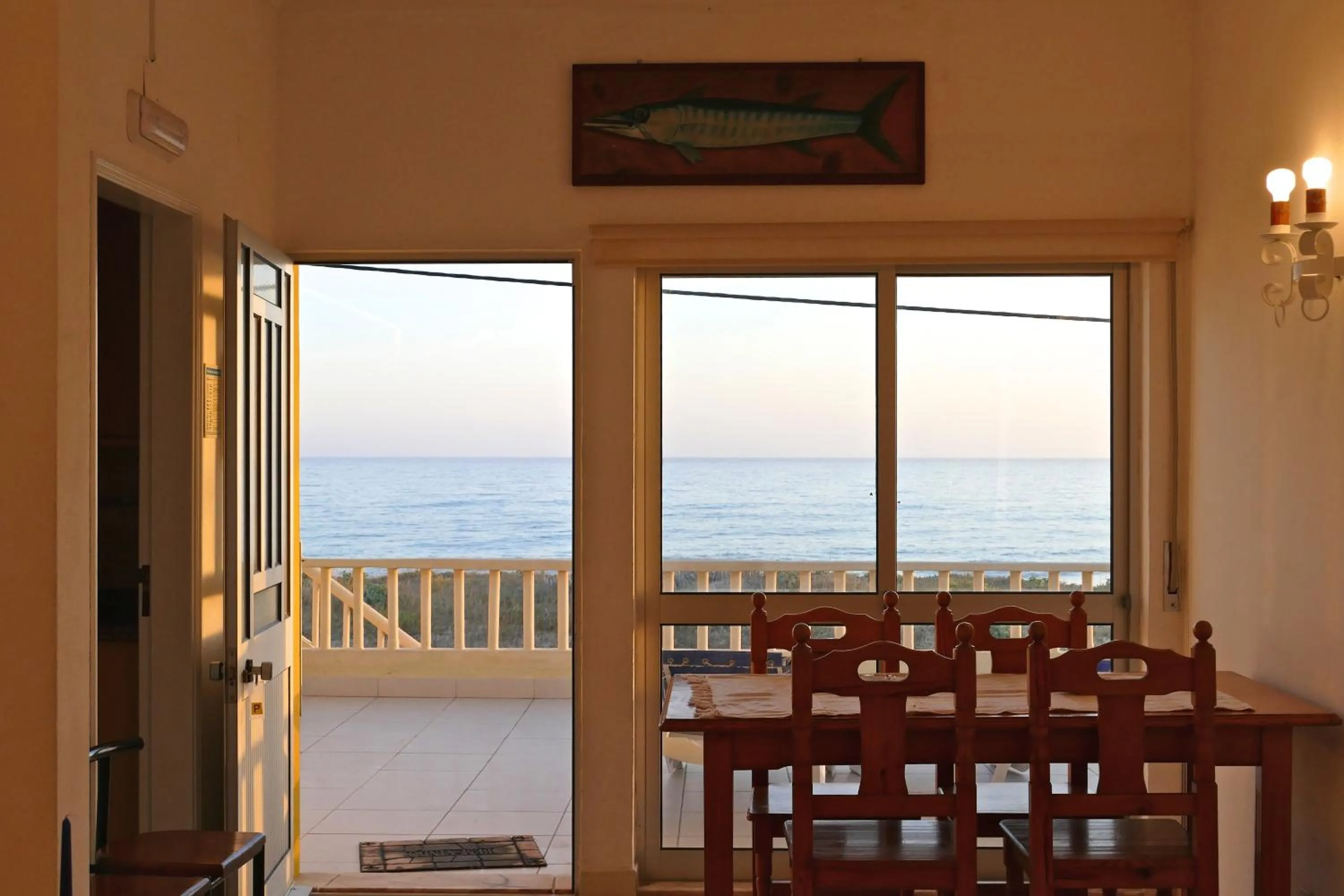 Dining area in Apartamentos Barracuda