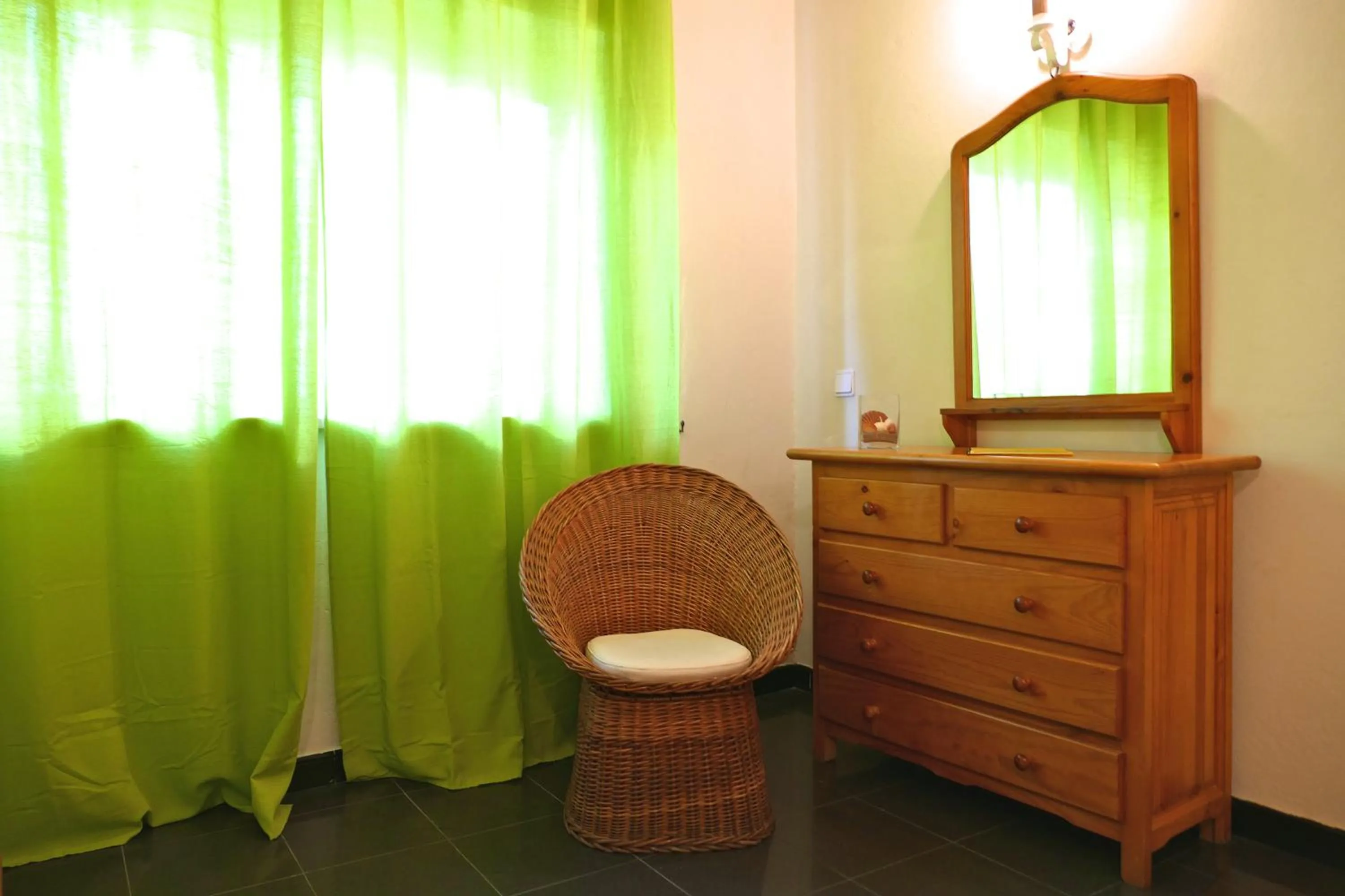 Bedroom in Apartamentos Barracuda