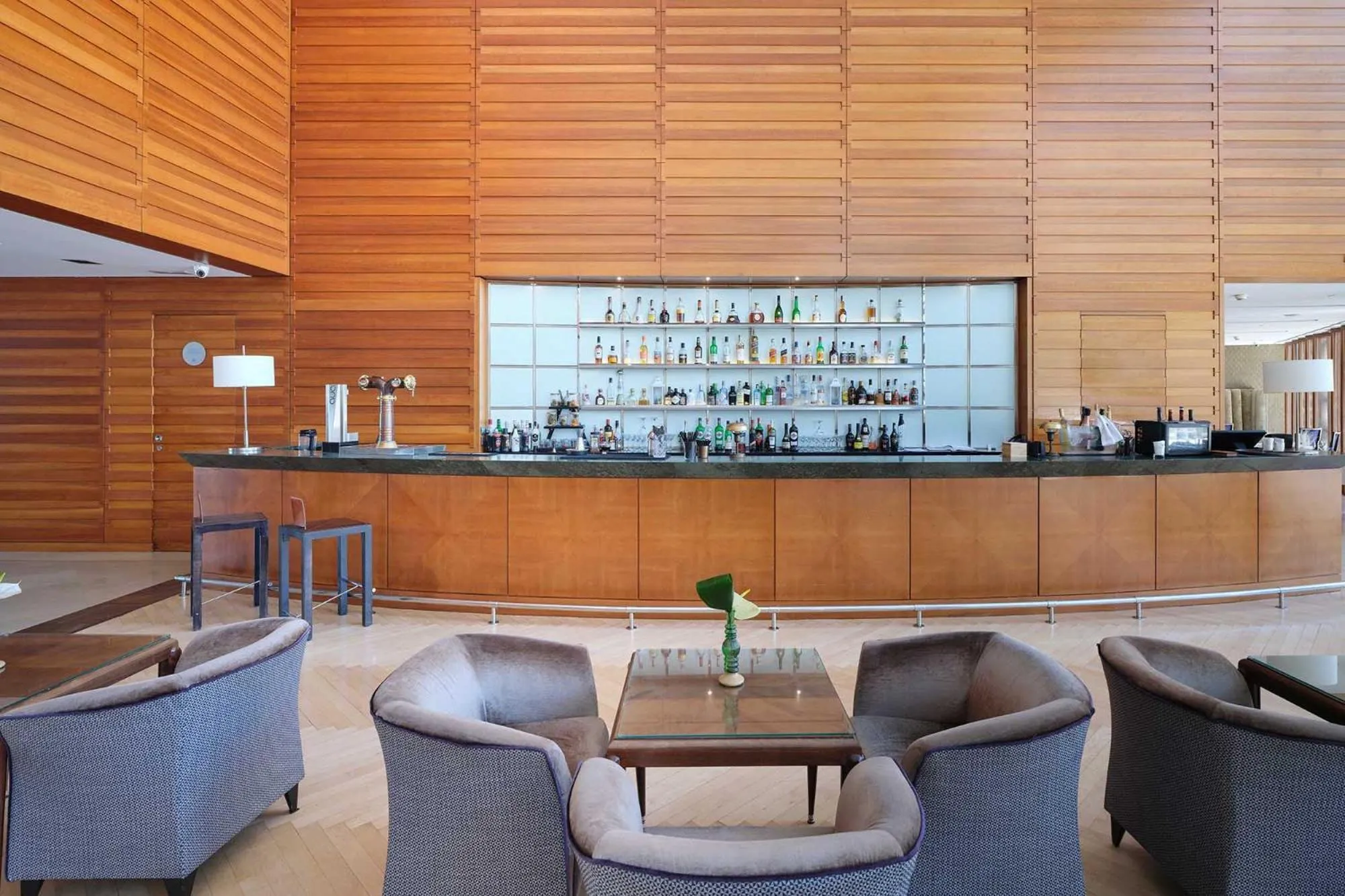 Lounge or bar in Eurostars Grand Marina Hotel GL