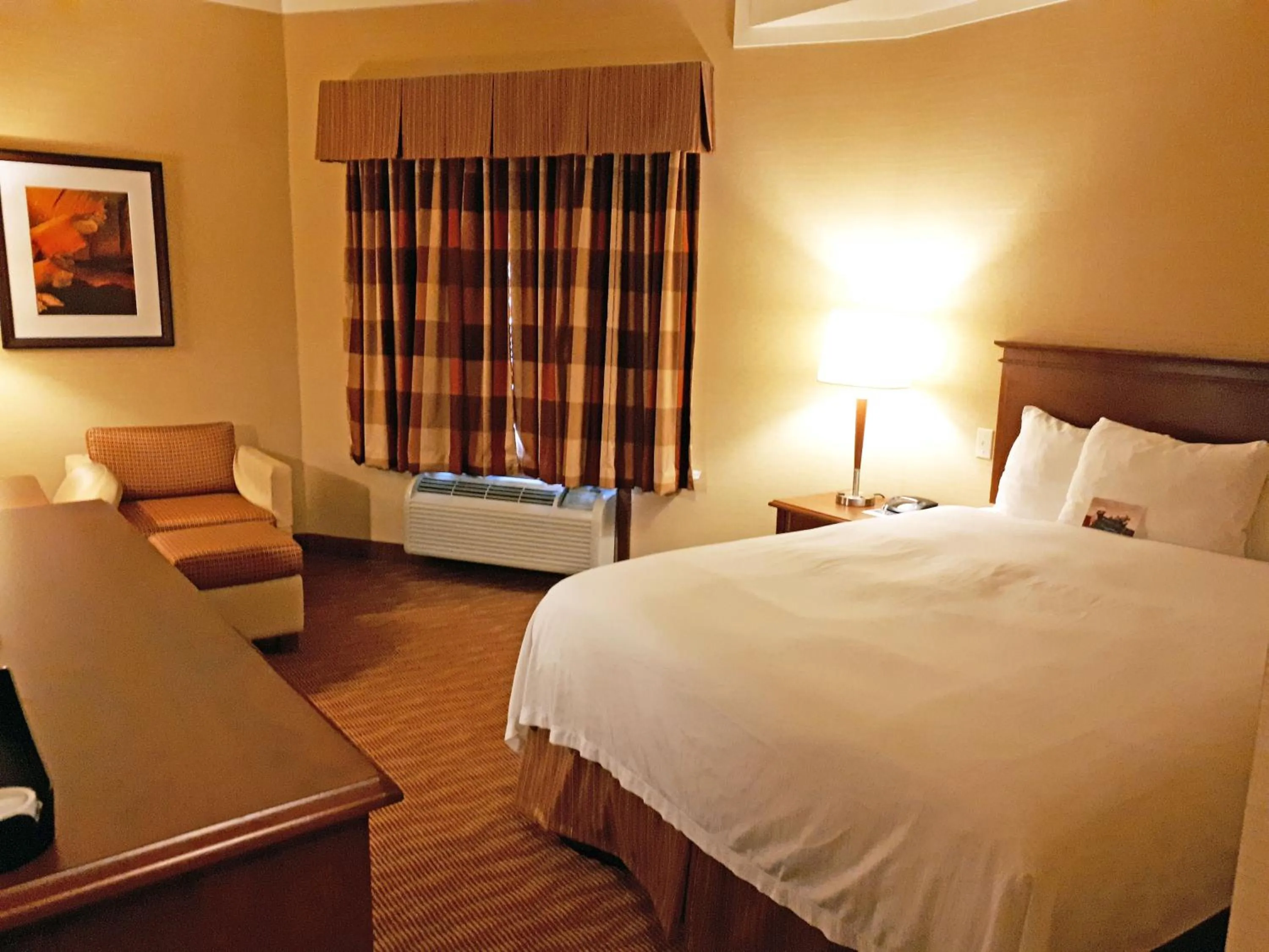 Bedroom, Bed in The Water Tower Inn - BW Premier Collection