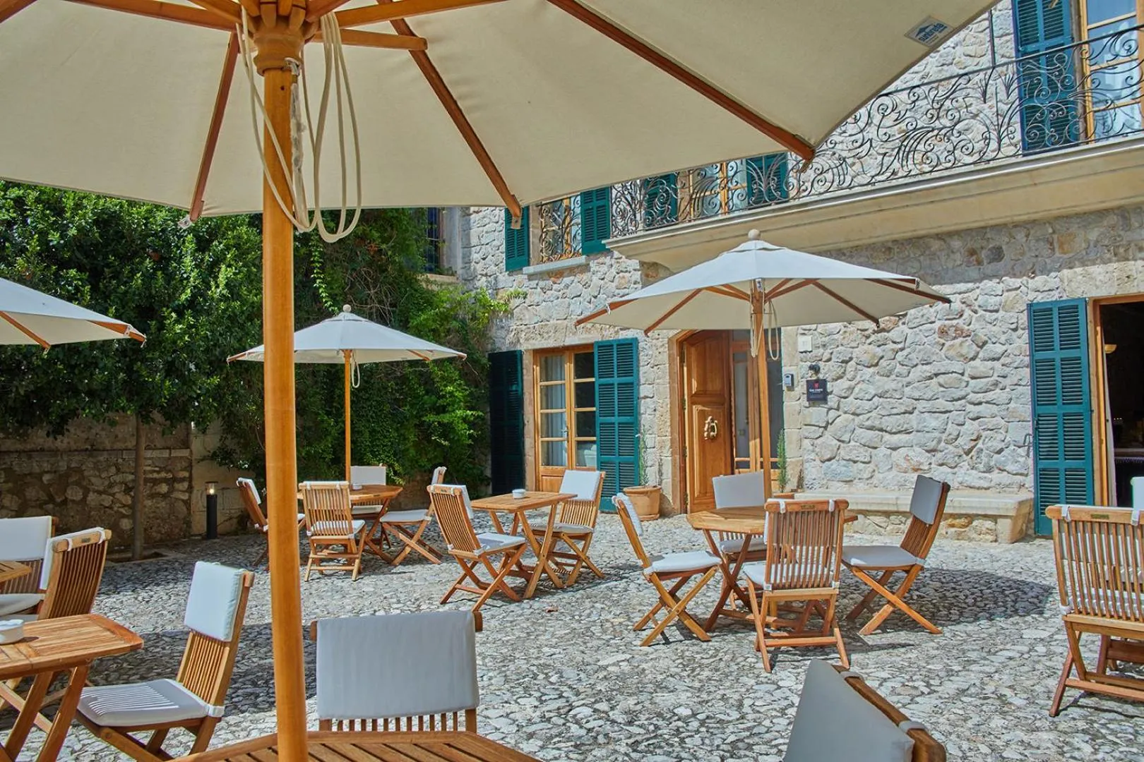 Patio in Cas Comte Suites & Spa - Adults Only