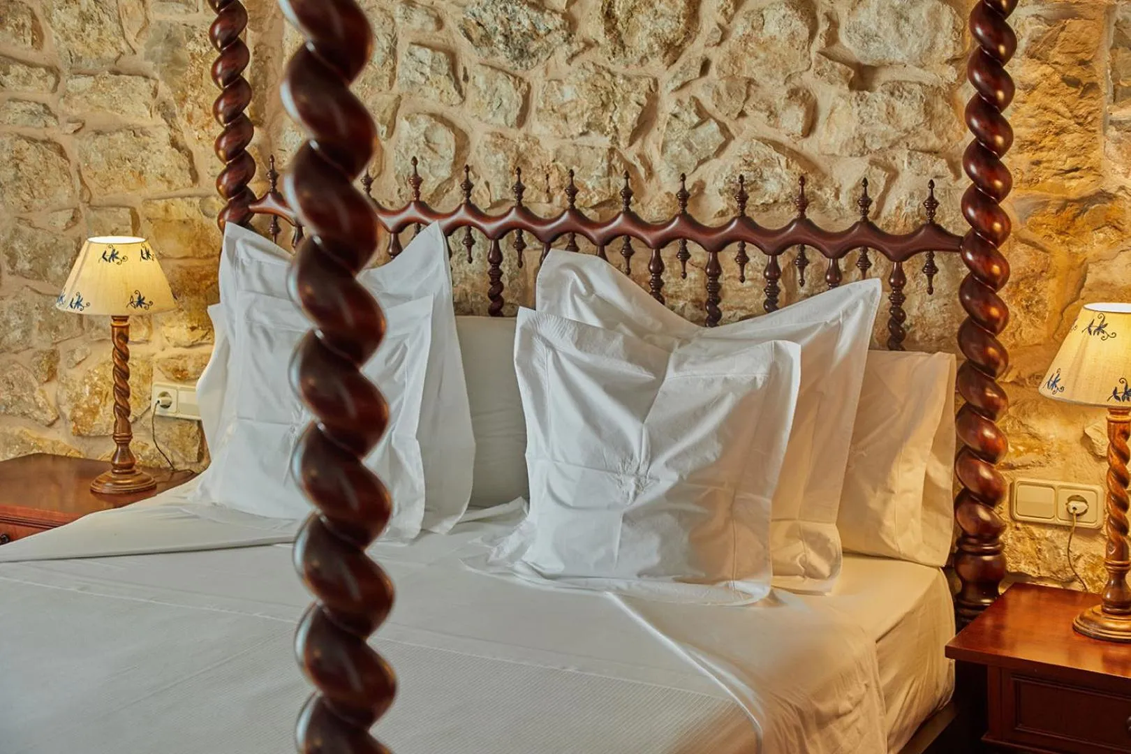 Bed in Cas Comte Suites & Spa - Adults Only