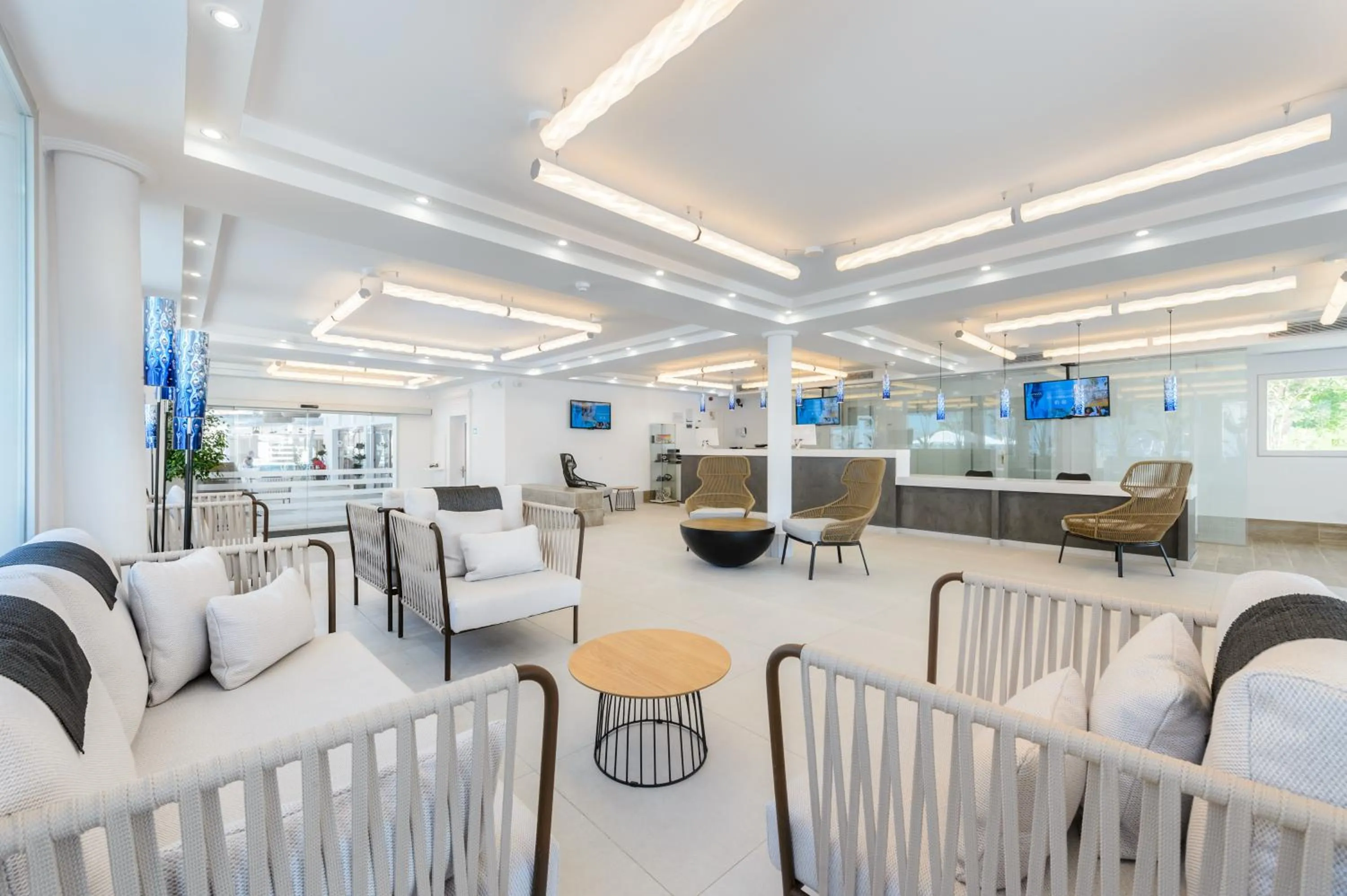 Lobby or reception in Hotel Playasol Cala Tarida