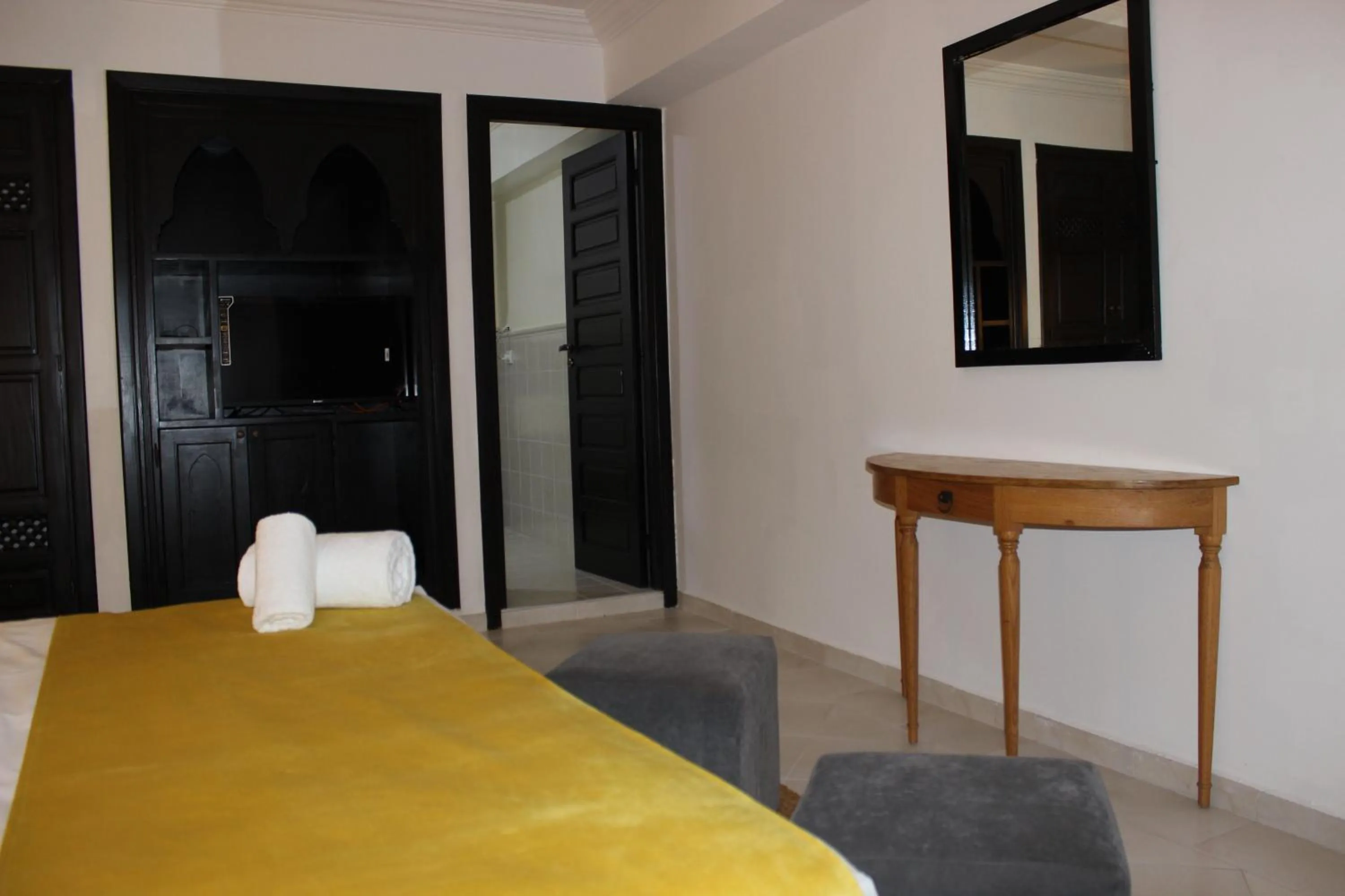 Bed in Majorel Pearl Hotel-Riad-Restaurant Piscine&Spa