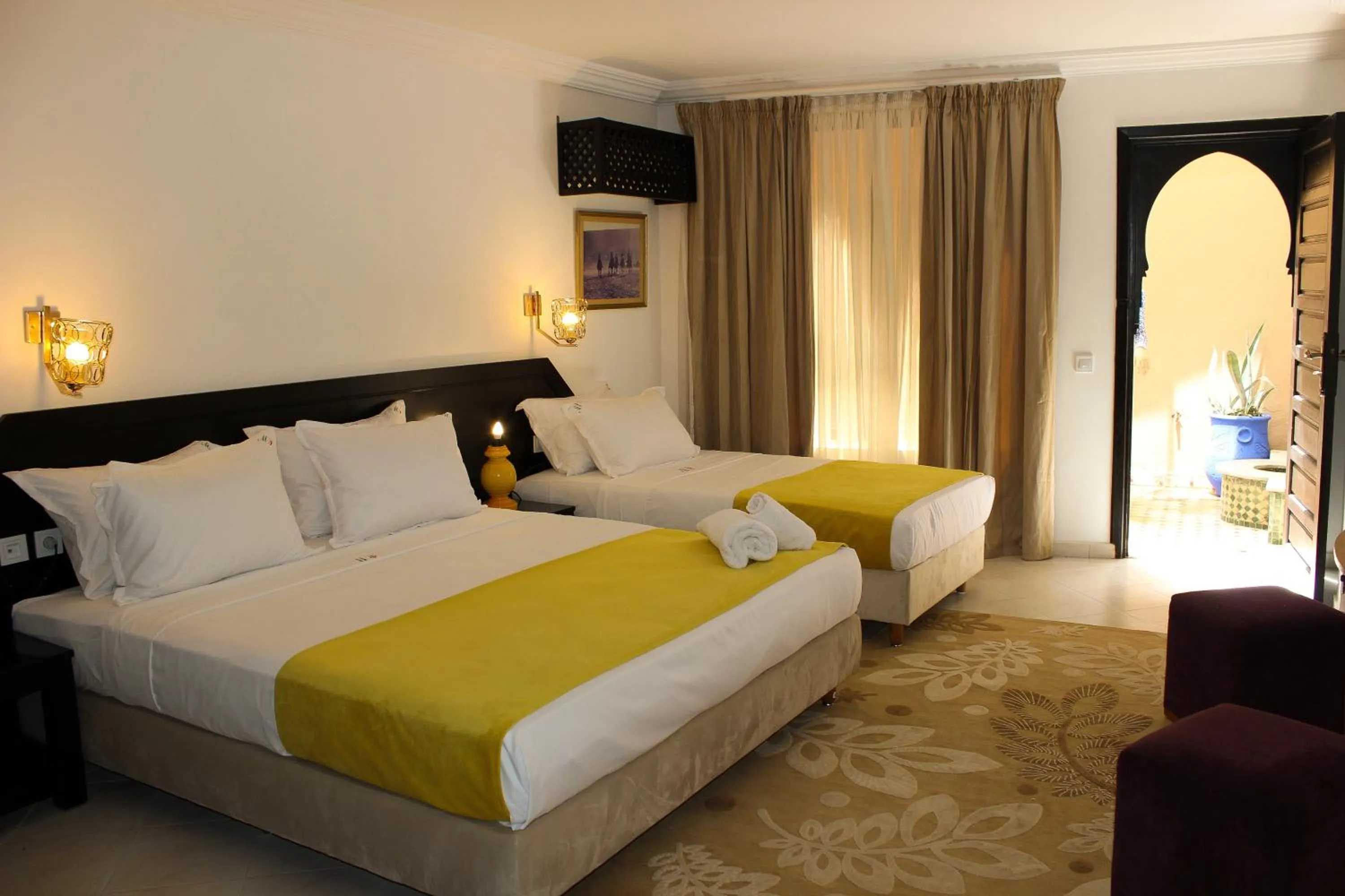 Superior Triple Room in Majorel Pearl Hotel-Riad-Restaurant Piscine&Spa