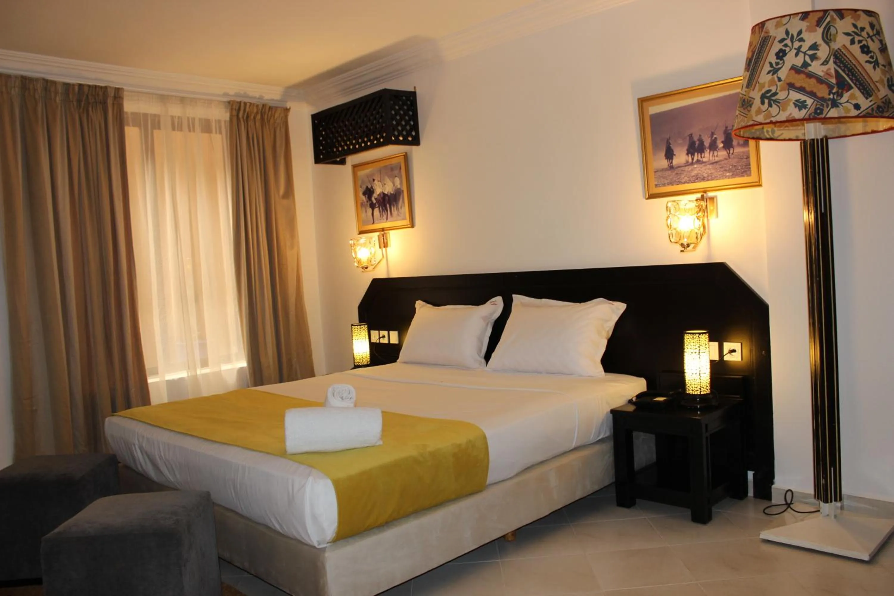 Bedroom, Bed in Majorel Pearl Hotel-Riad-Restaurant Piscine&Spa