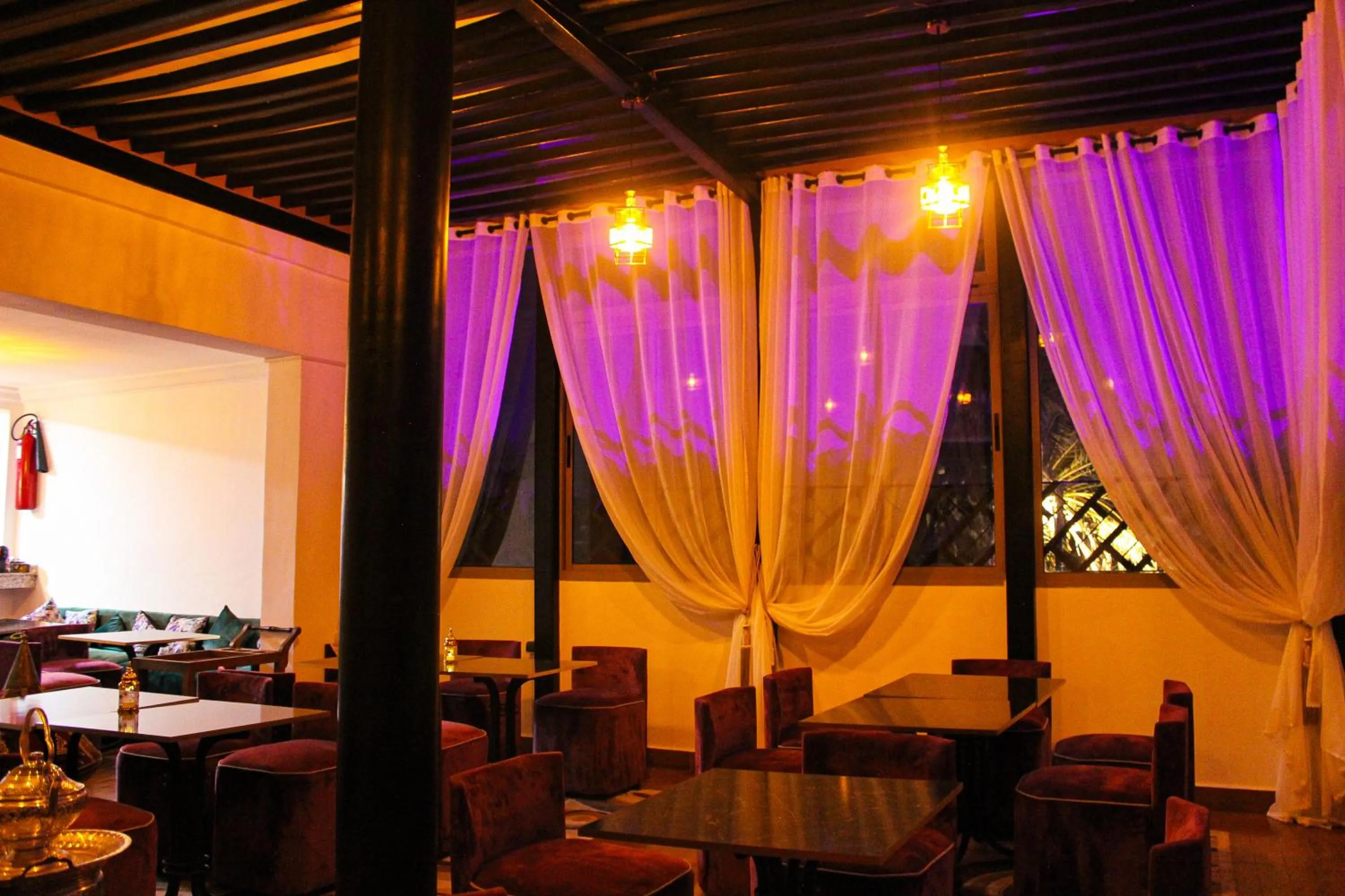 Restaurant/places to eat in Majorel Pearl Hotel-Riad-Restaurant Piscine&Spa