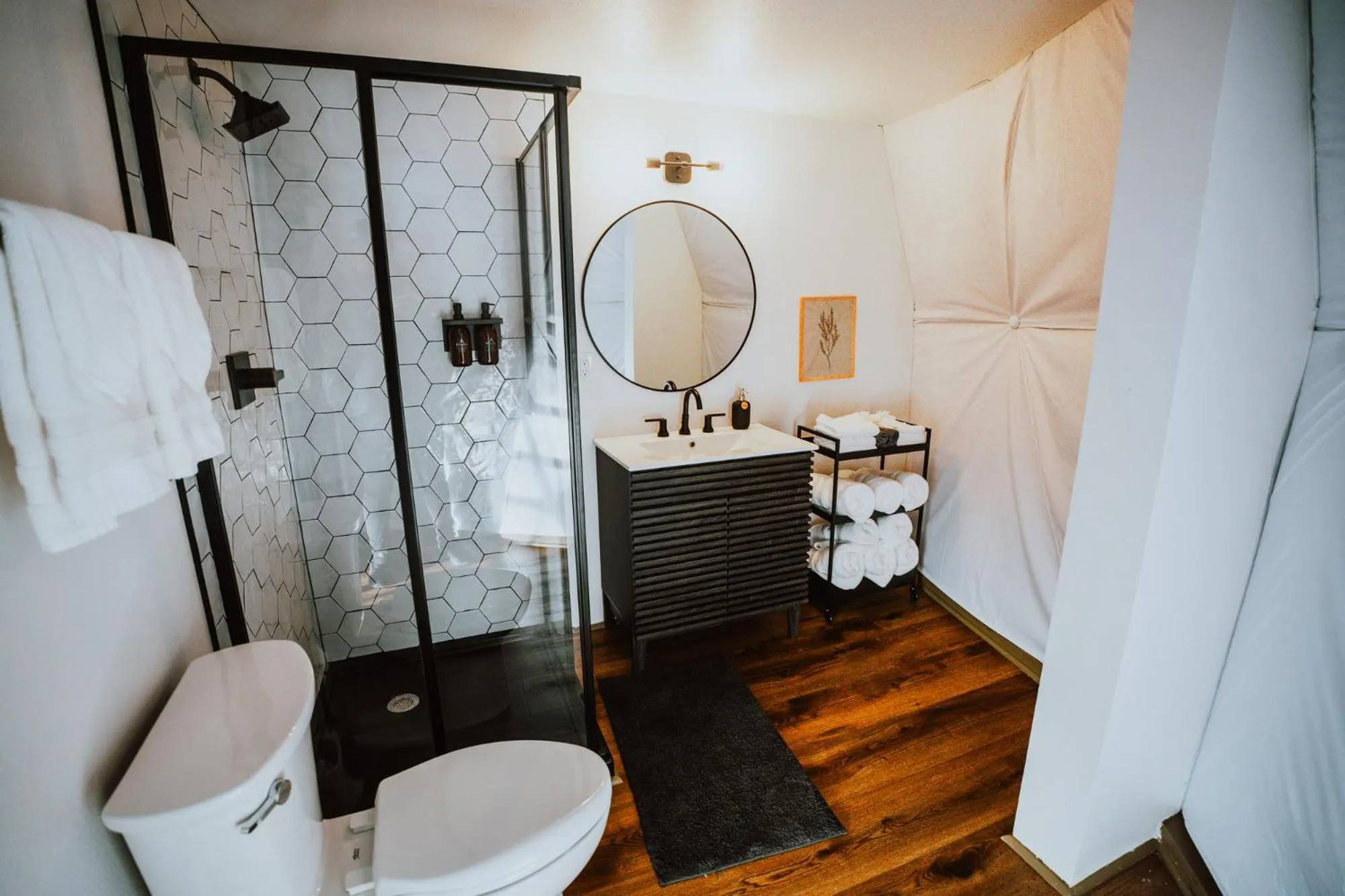 Shower in Starlight Haven Hot Springs