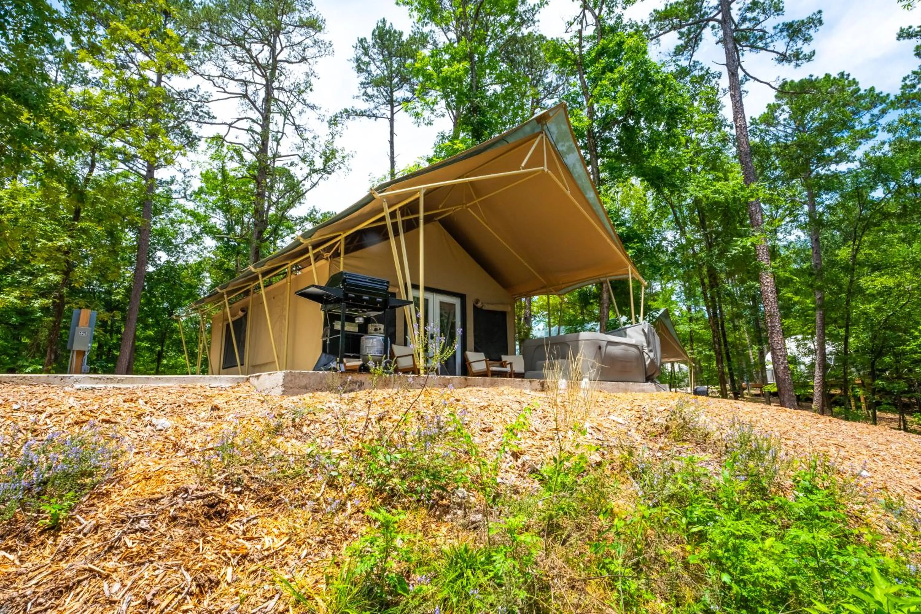 Patio in Starlight Haven Hot Springs