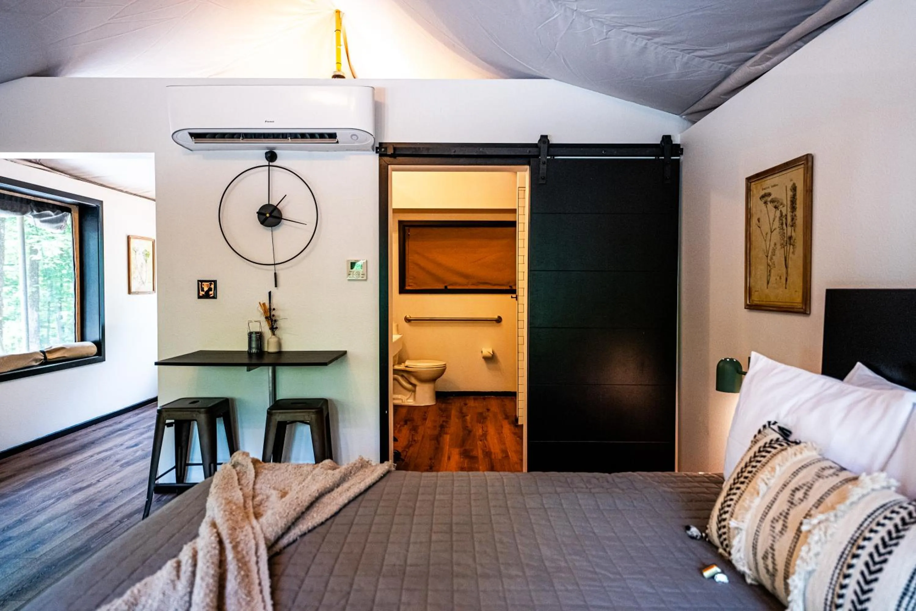 Bed in Starlight Haven Hot Springs