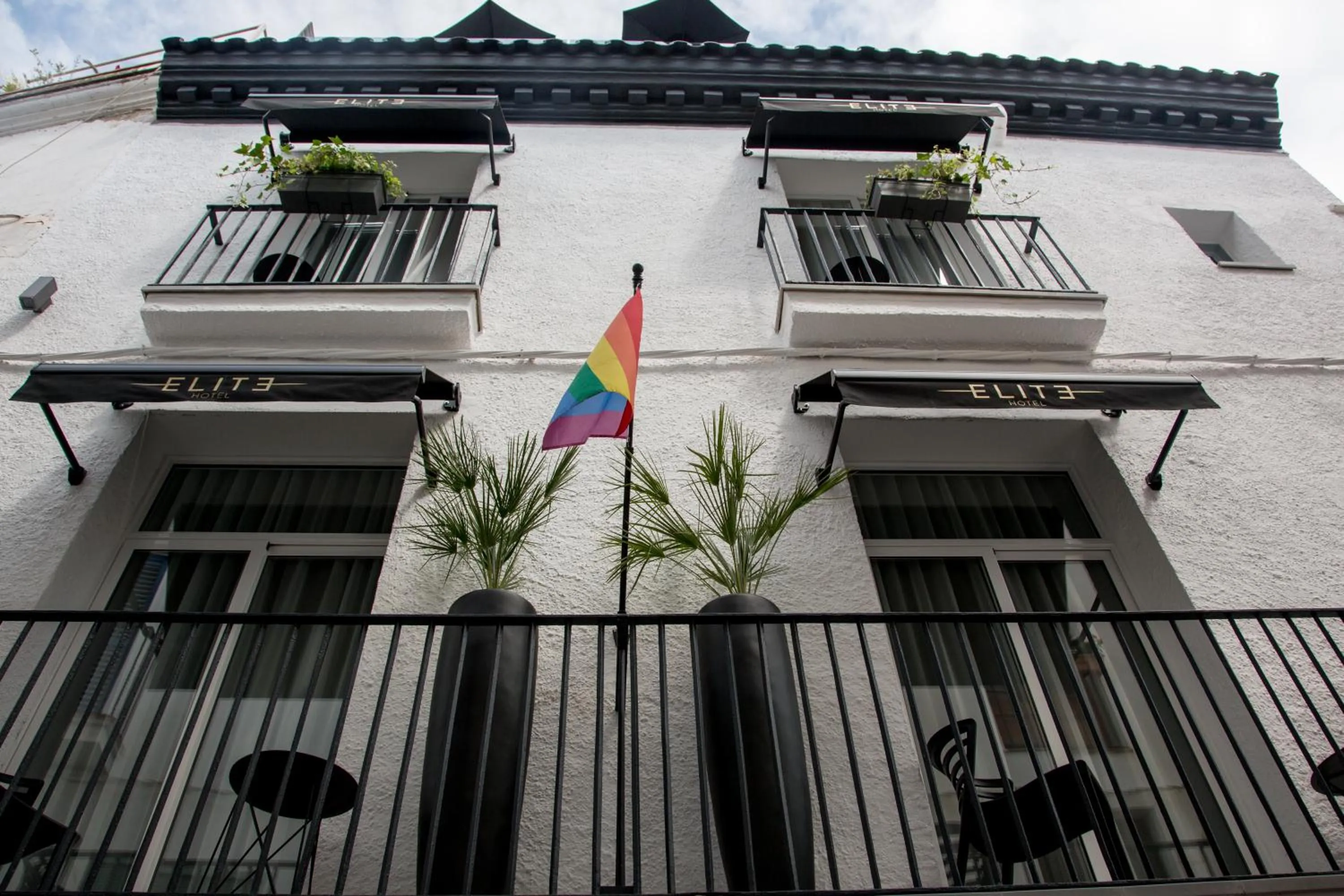 Facade/entrance in Elite Hotel - Gay Men Only