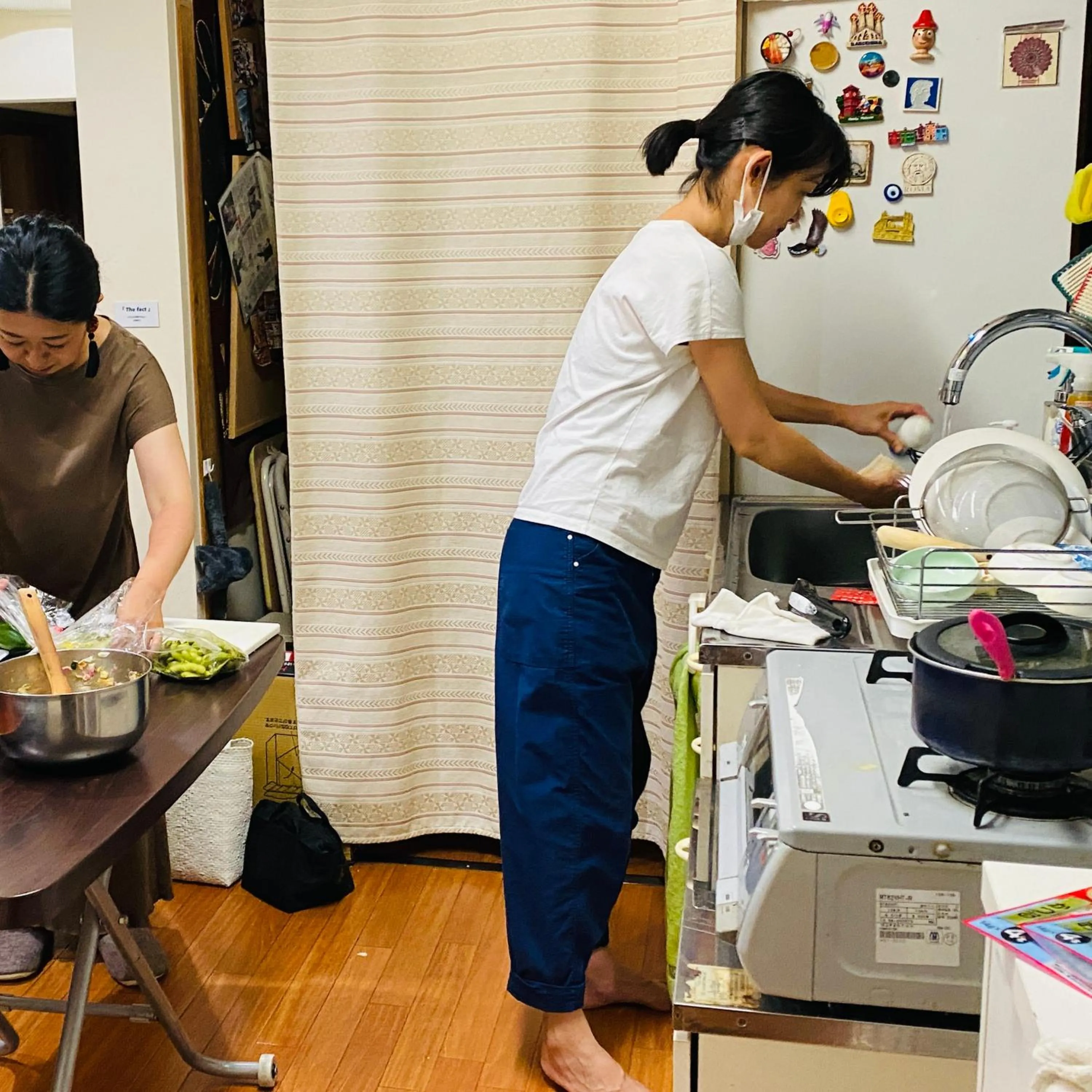 Communal kitchen in Guesthouse KYOTO COMPASS