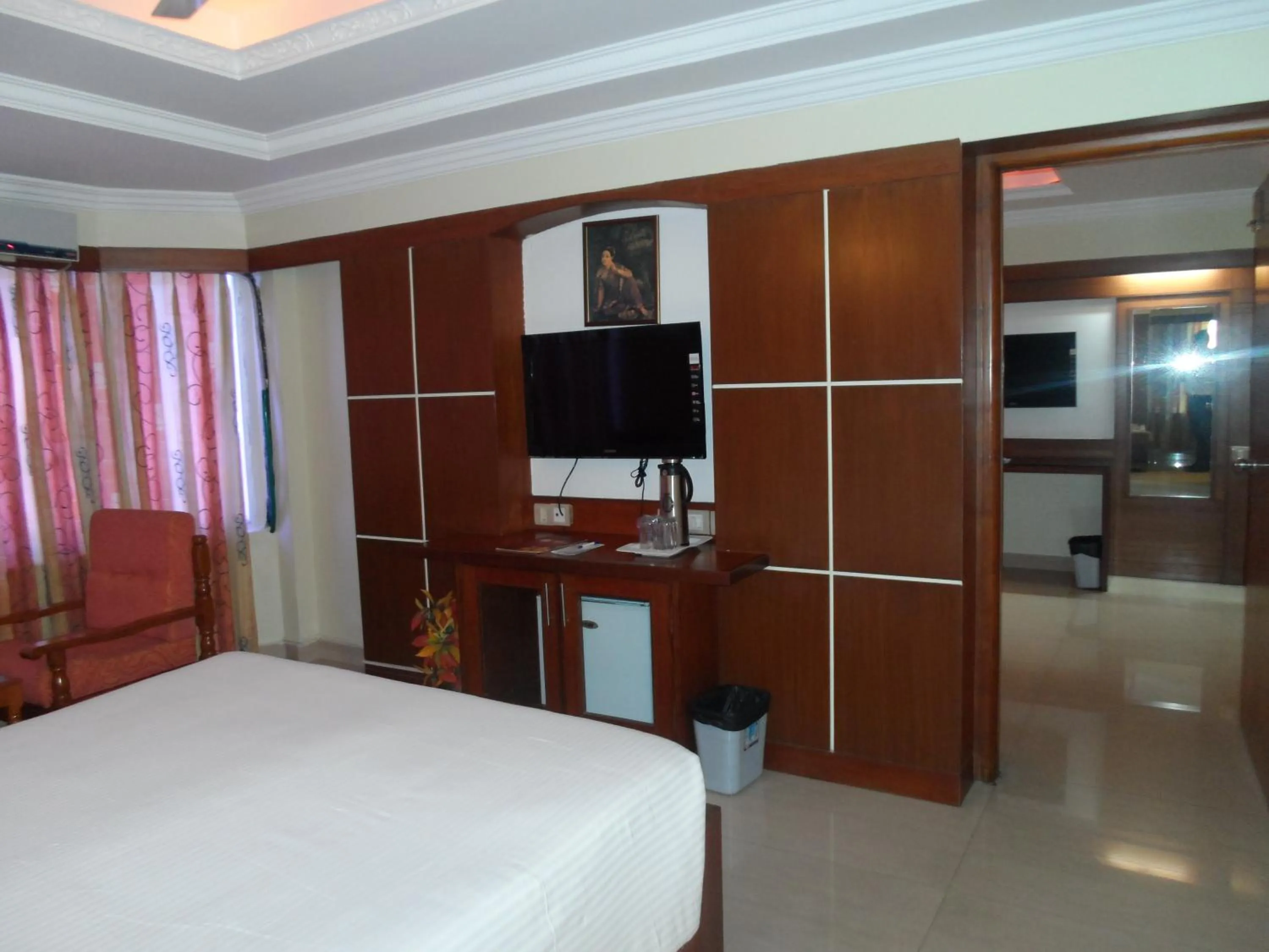 TV and multimedia, Bed in Hotel PLR Grand