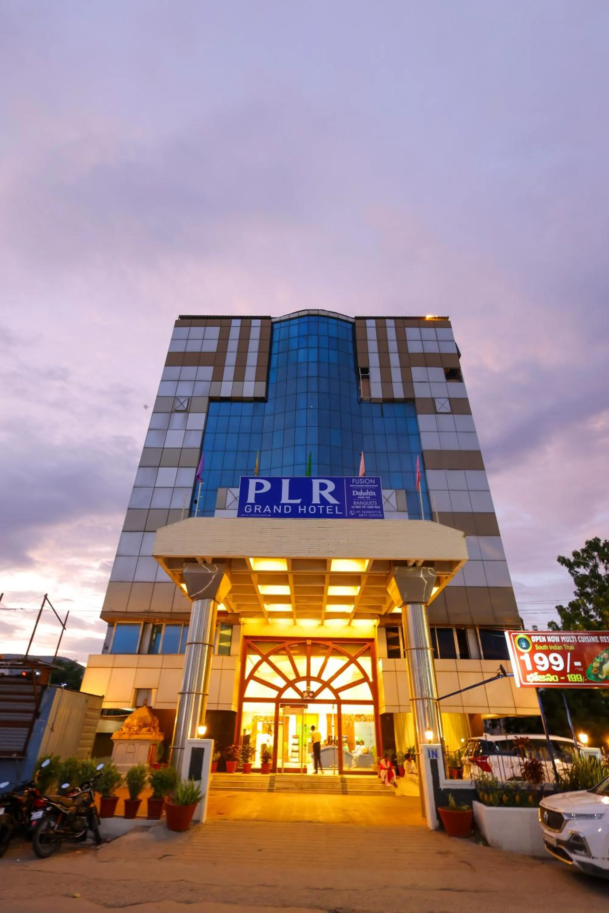 Property building in Hotel PLR Grand