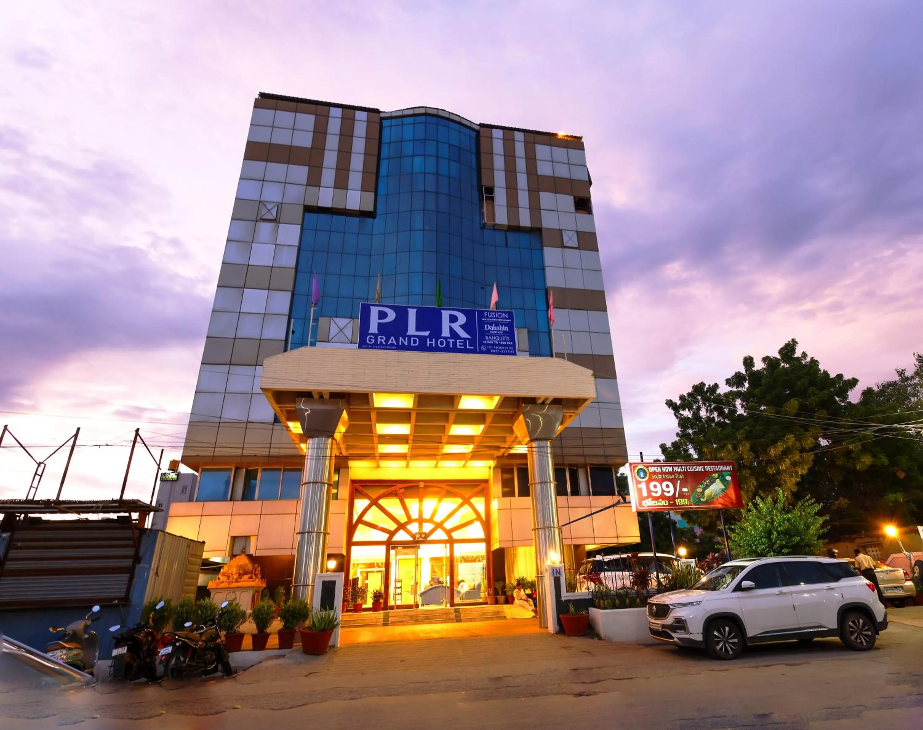 Property building in Hotel PLR Grand
