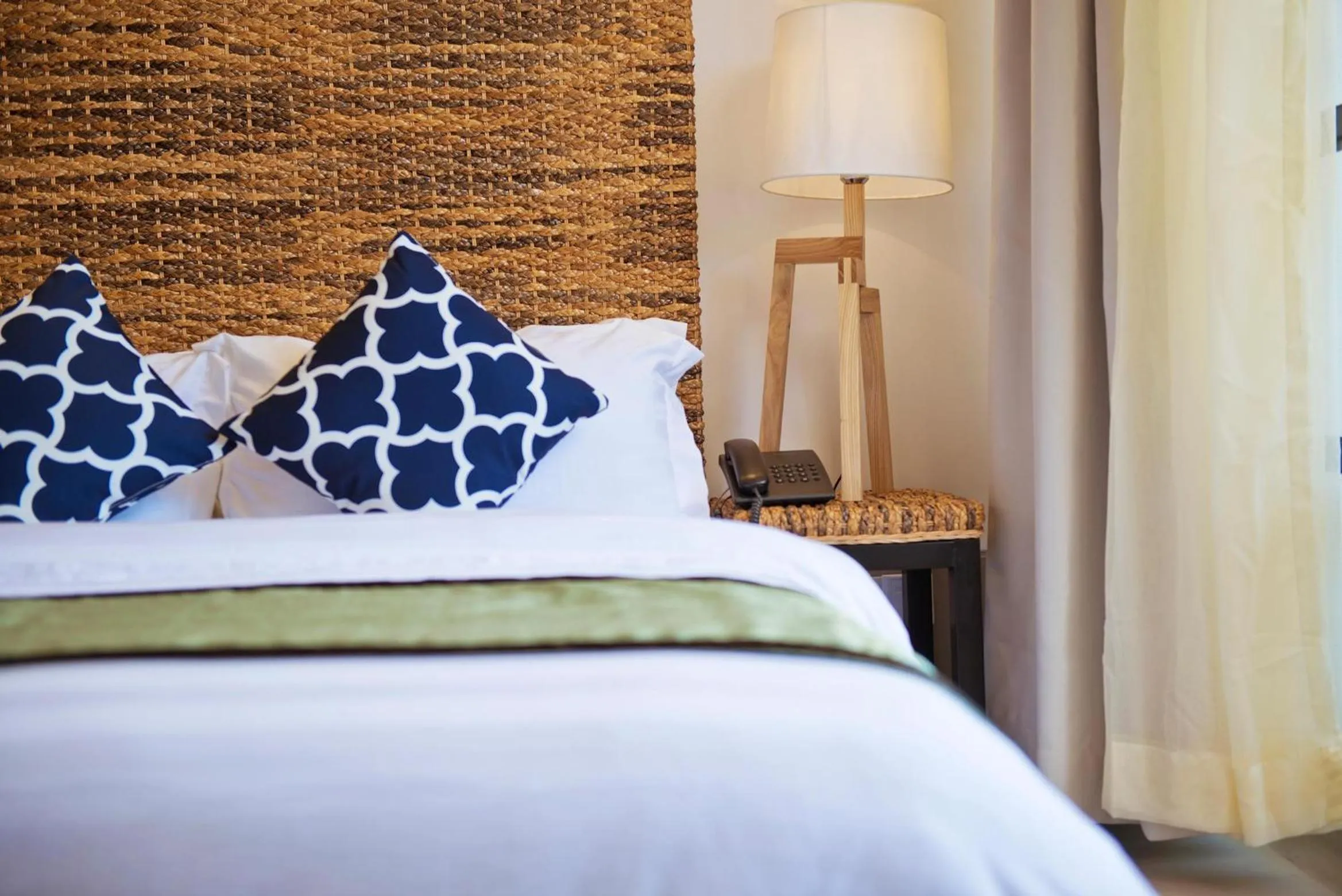 Decorative detail, Bed in Crystal Sands