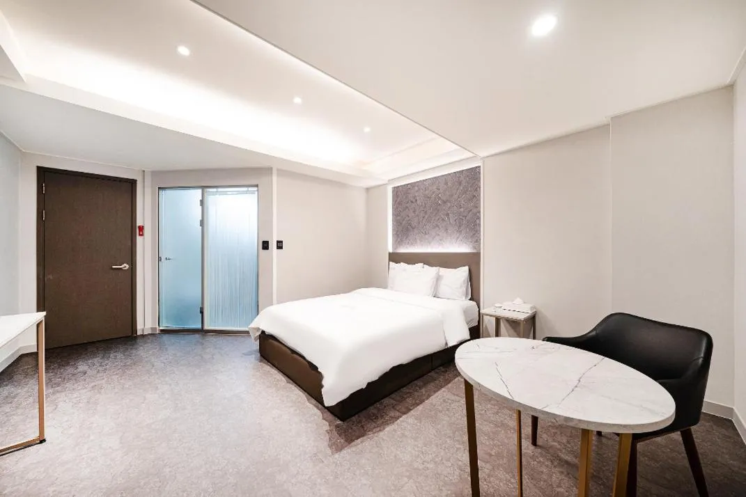 Bundang Regency Hotel