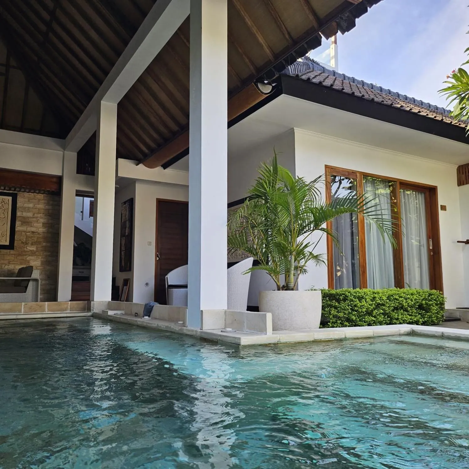 Swimming pool in Villa Casablanca Surf Keramas