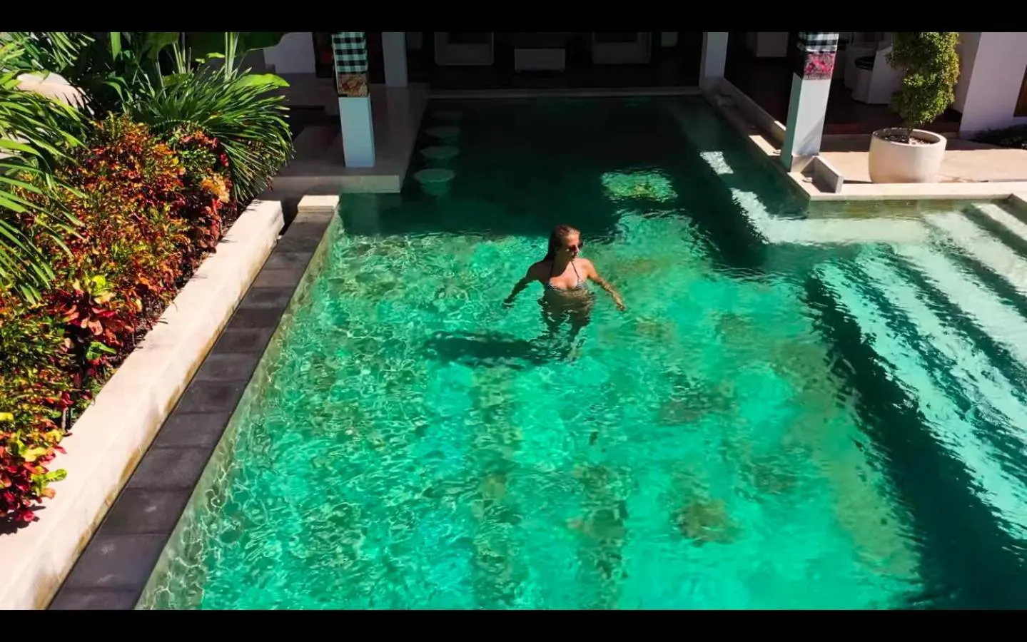 People in Villa Casablanca Surf Keramas