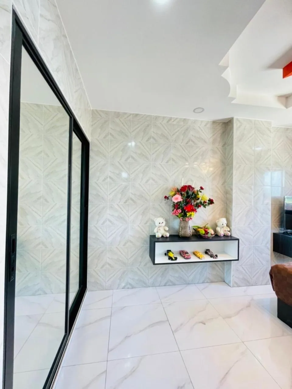 Photo of the whole room in โรงแรมเรือนคุณเล็ก กานต์สินี