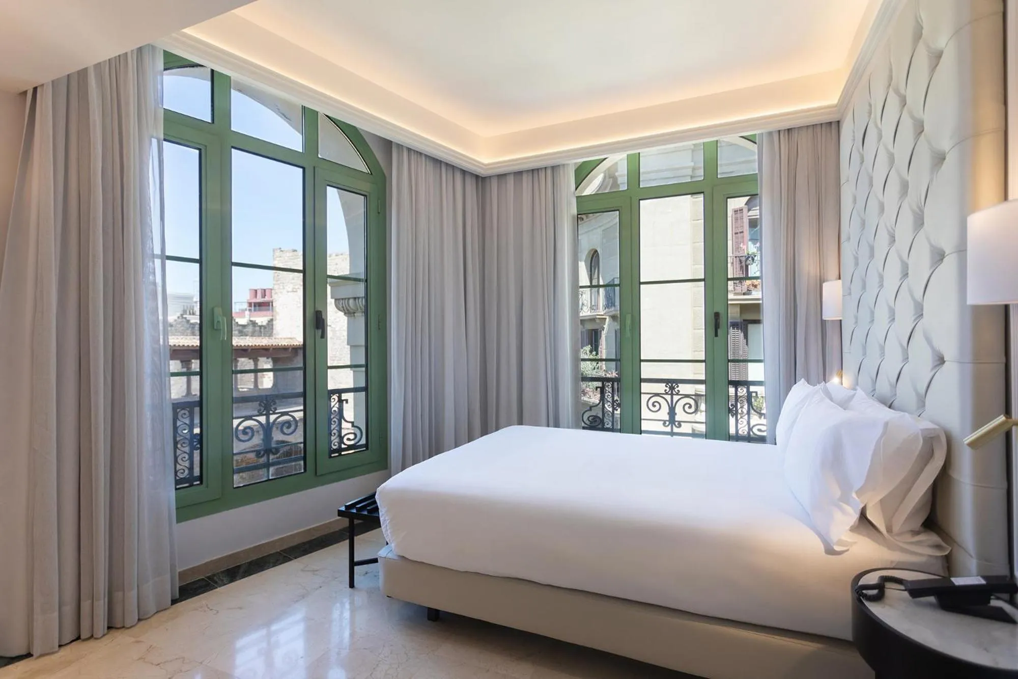 Bed in Eurostars Laietana