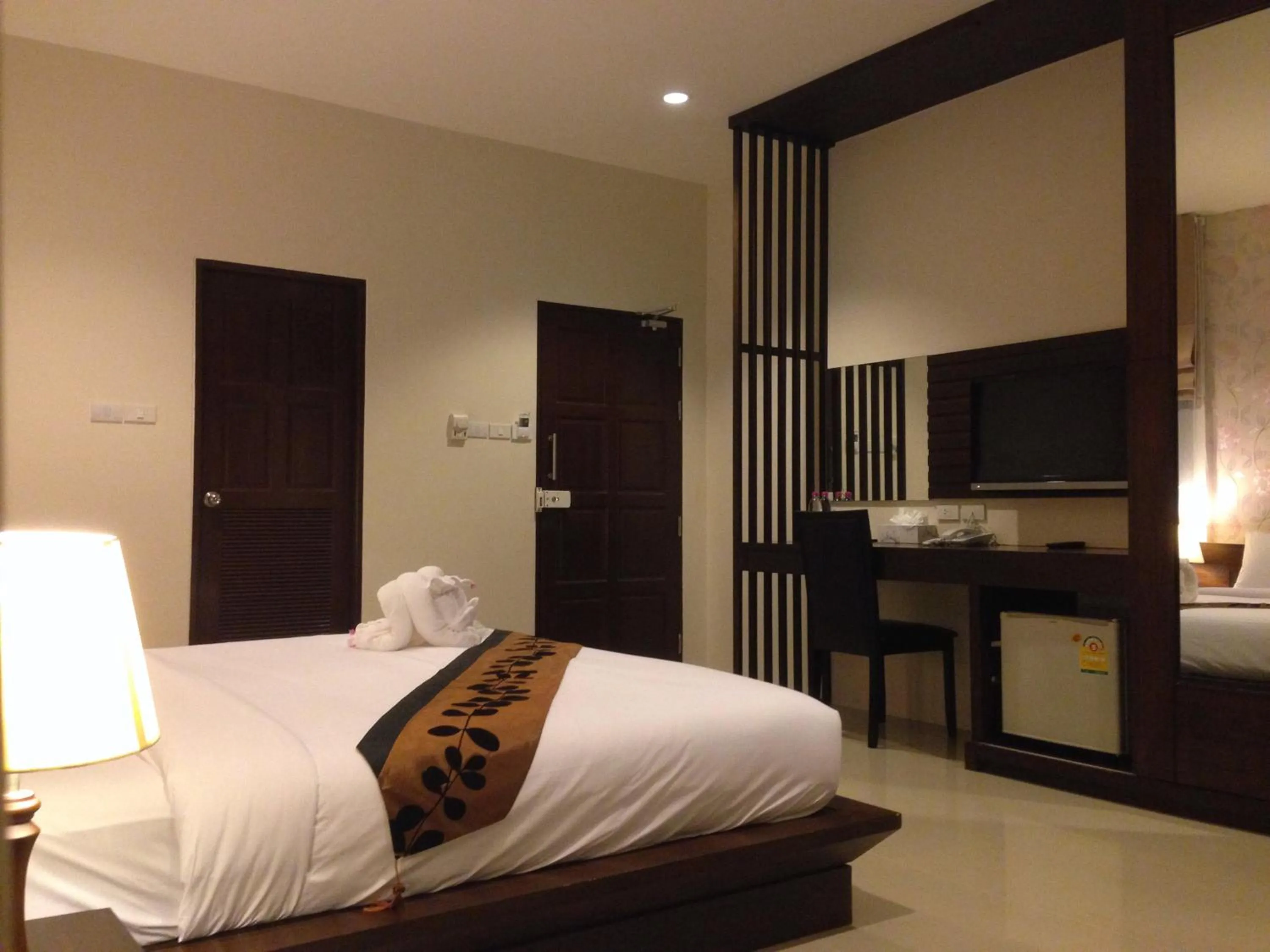 Bed in Krabi River View Hotel