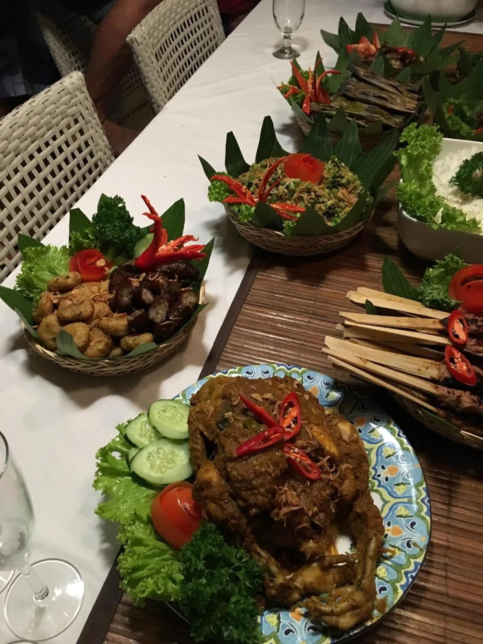 Dinner in Villa Elleo