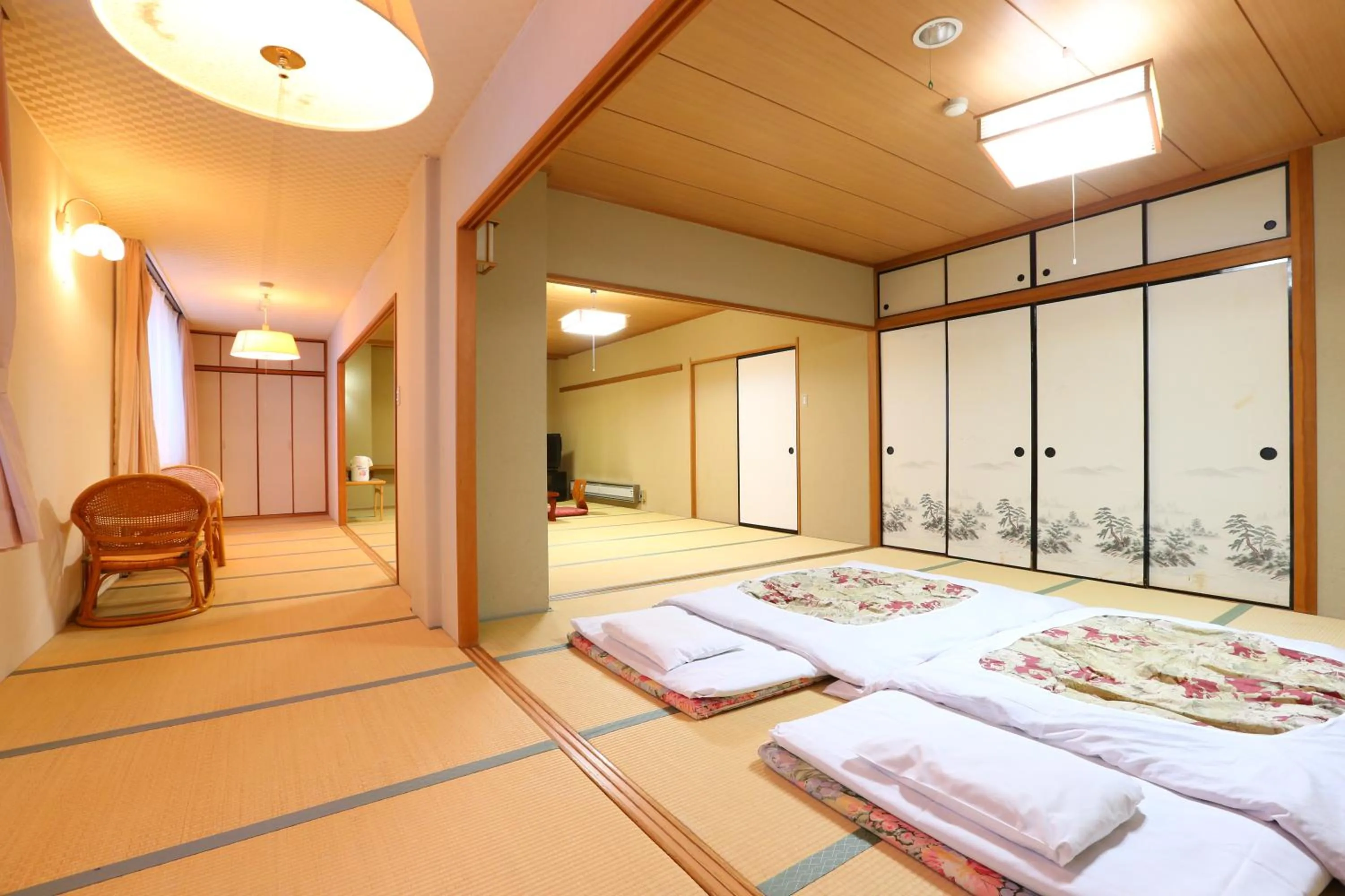 Photo of the whole room, Bed in Hotel Yudanaka