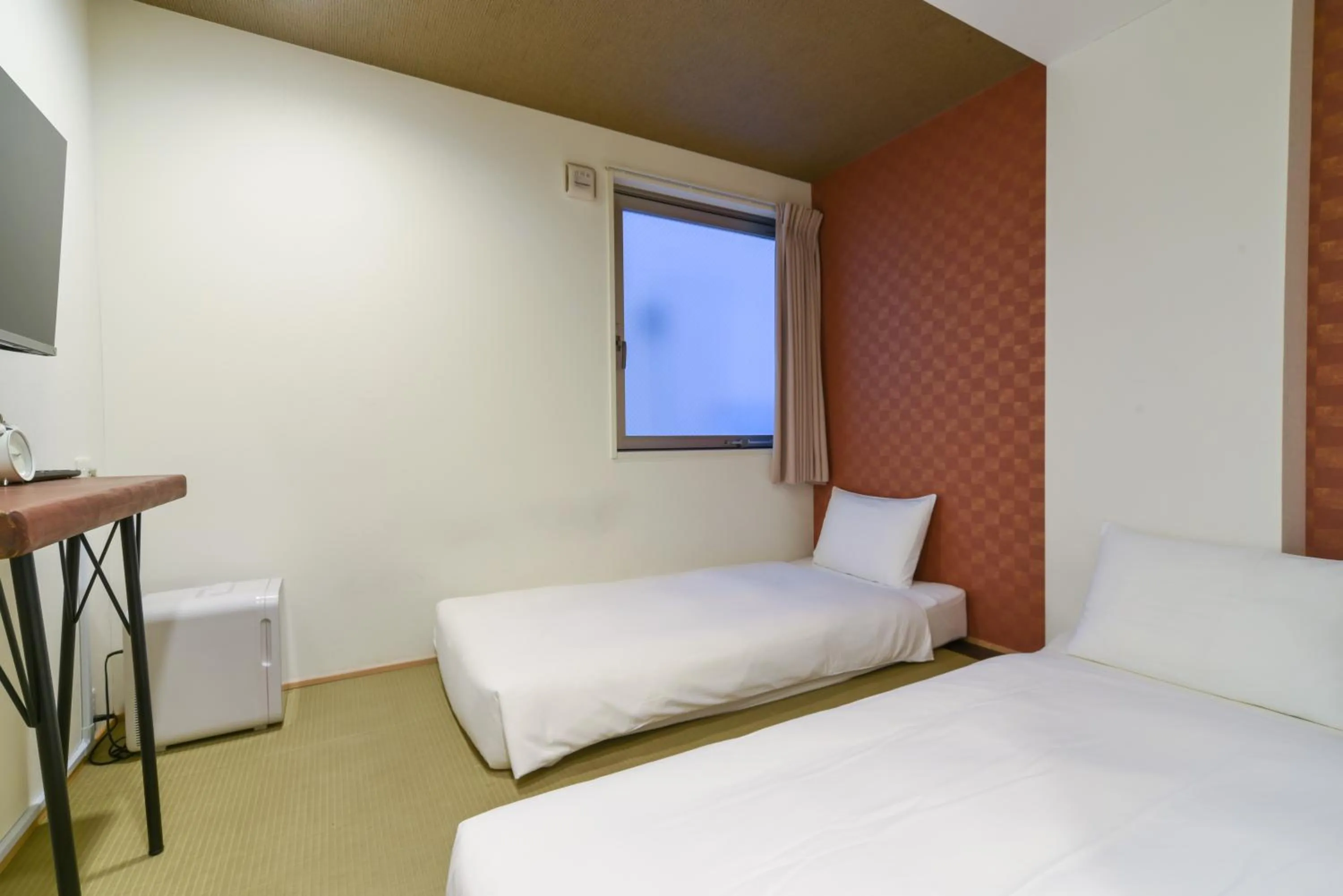 Bed in HOTEL WAN OSAKA EBISU