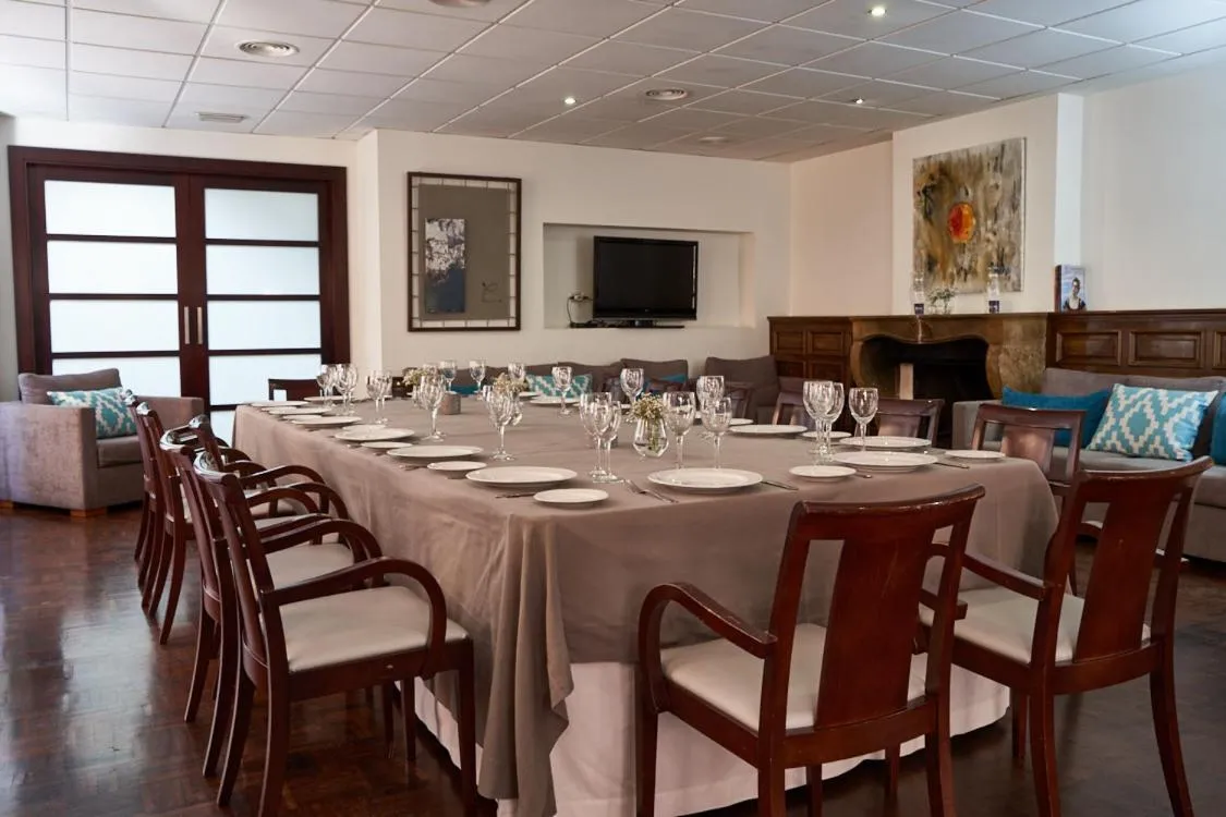 Restaurant/places to eat in Hotel Don Curro
