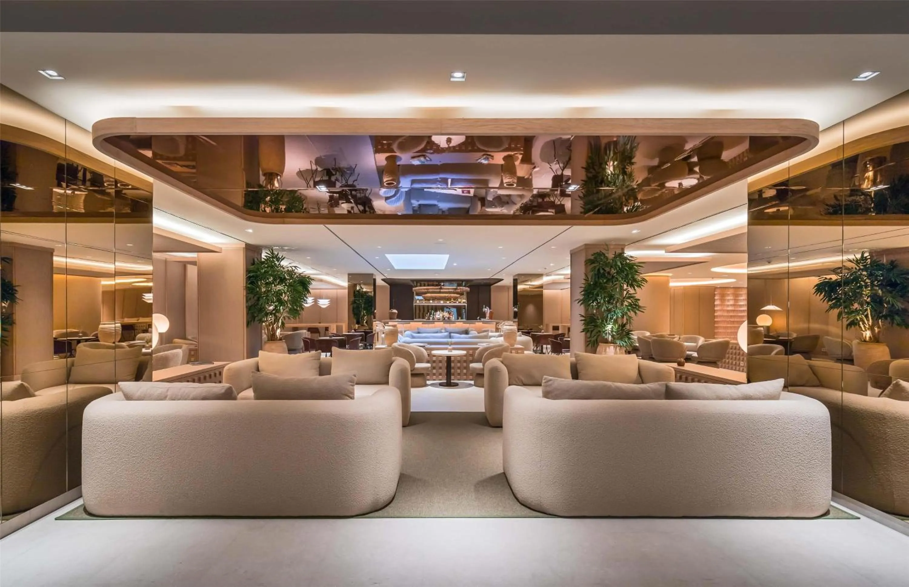 Lobby or reception in Barceló Bilbao Nervión