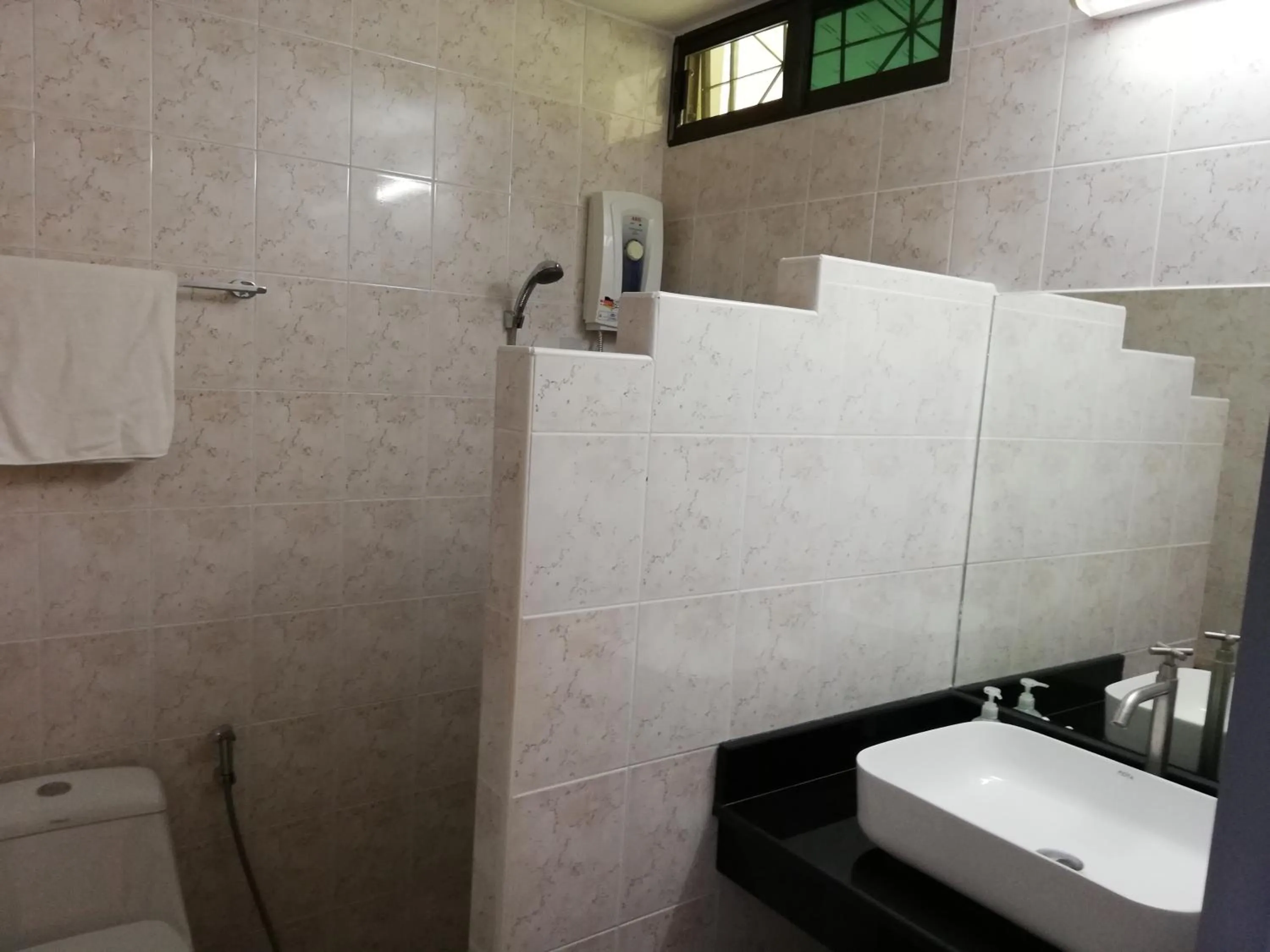 Bathroom in Freedom Estate sea view Apartments