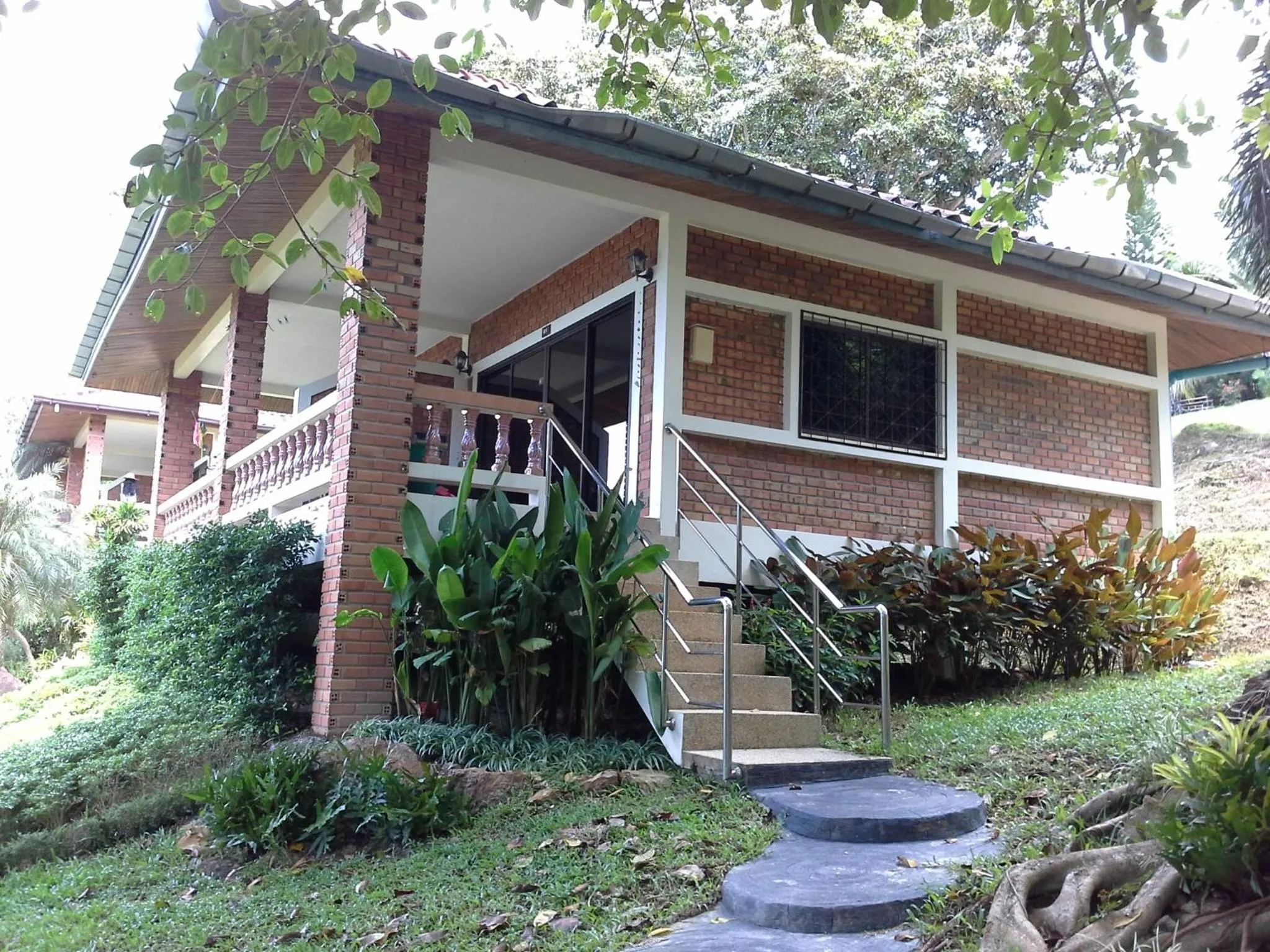 Facade/entrance in Freedom Estate sea view Apartments