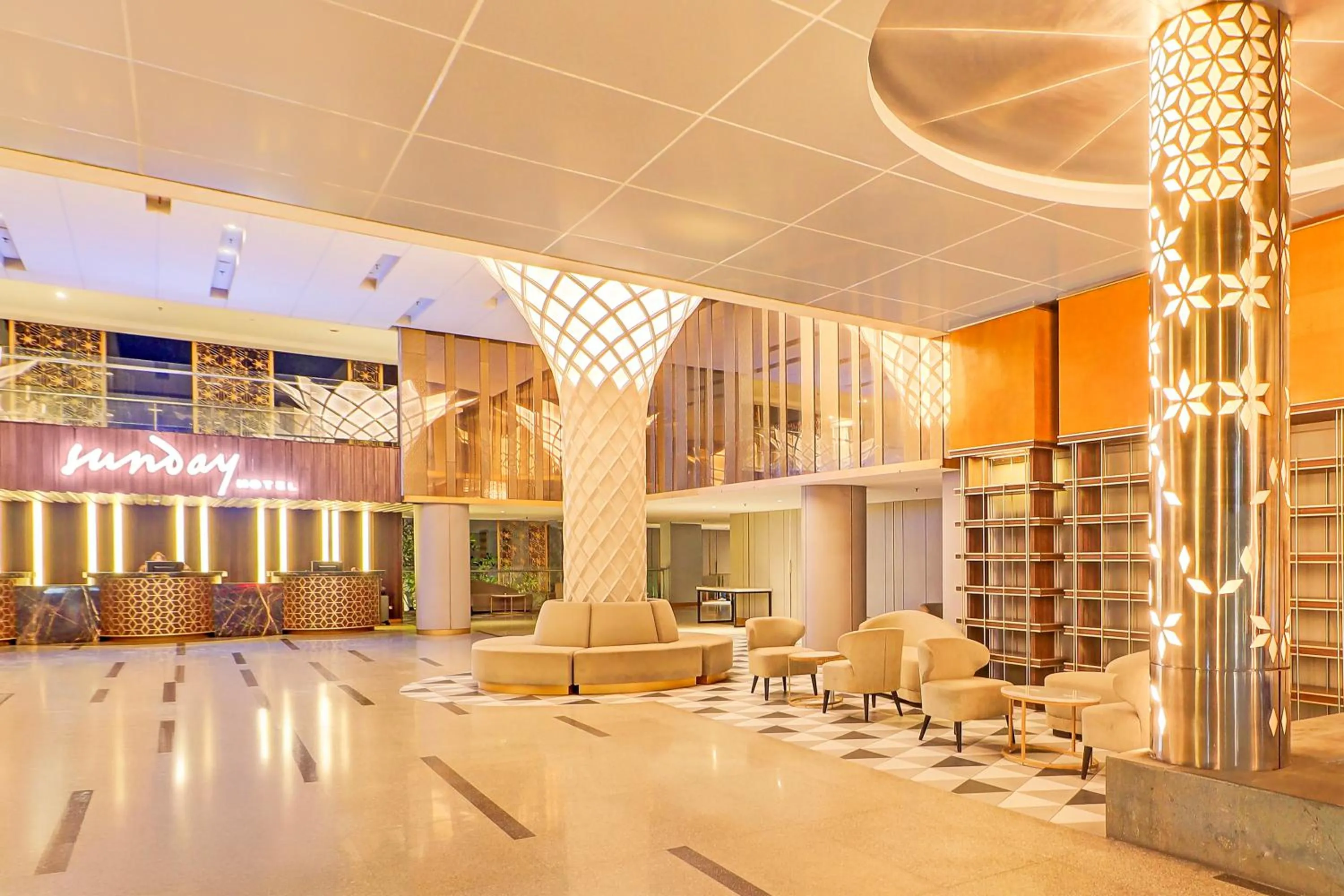 Lobby or reception in Sunday Hotel Arshika Sunset Road