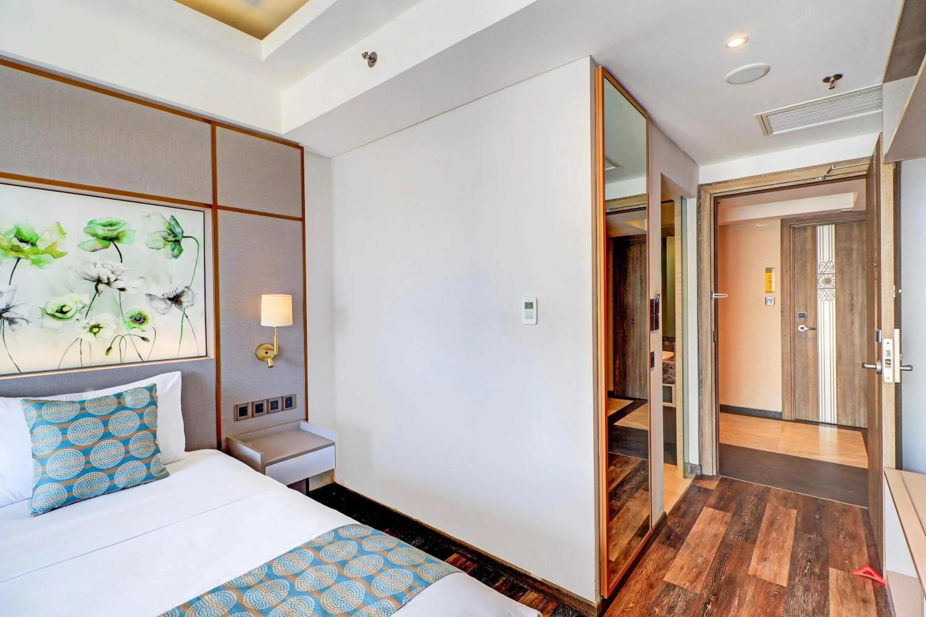 Bedroom, Bed in Sunday Hotel Arshika Sunset Road