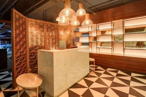 Sunday Hotel Arshika Sunset Road