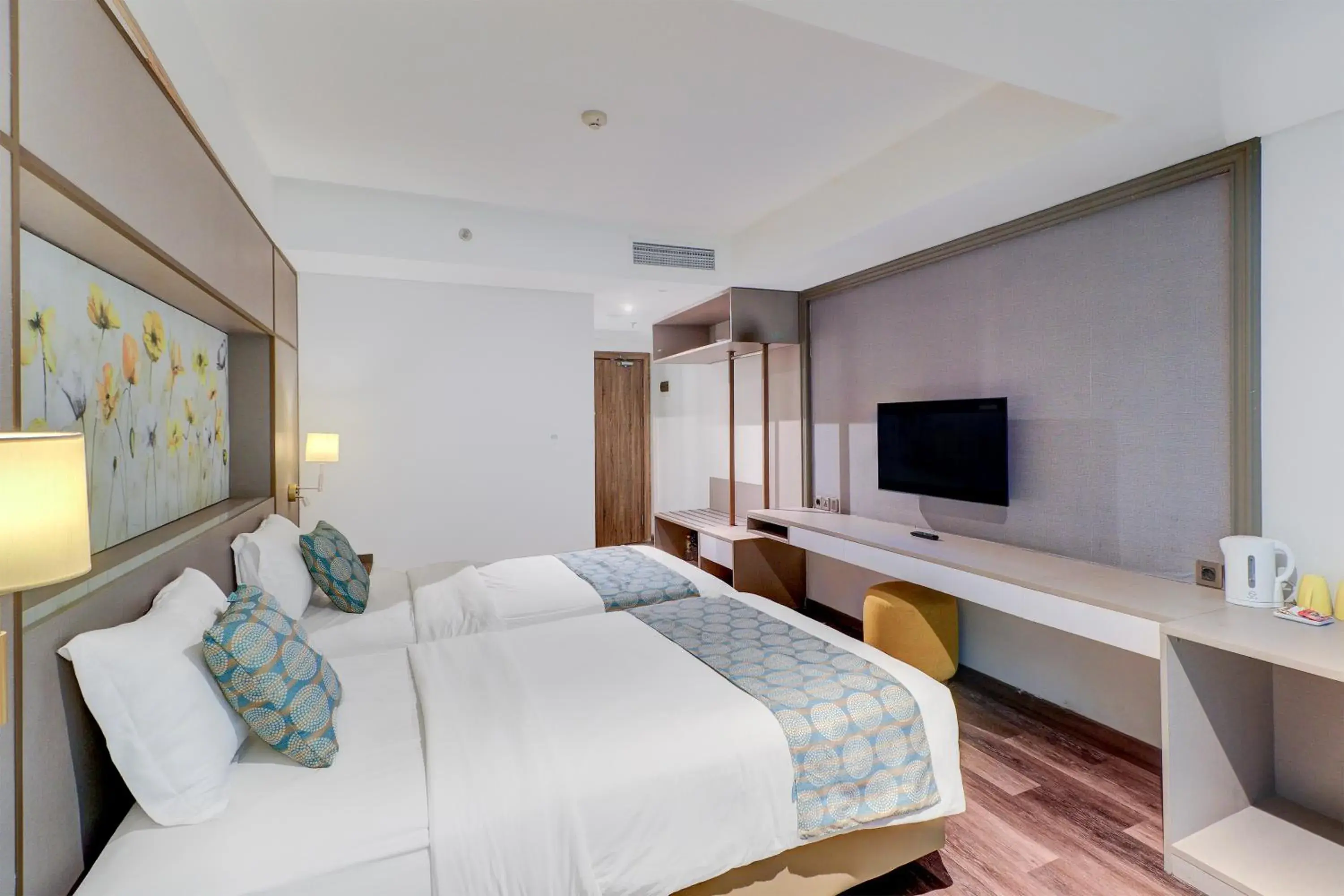 Deluxe Twin Room in Sunday Hotel Arshika Sunset Road Deluxe Twin Room in Sunday Hotel Arshika Sunset Road