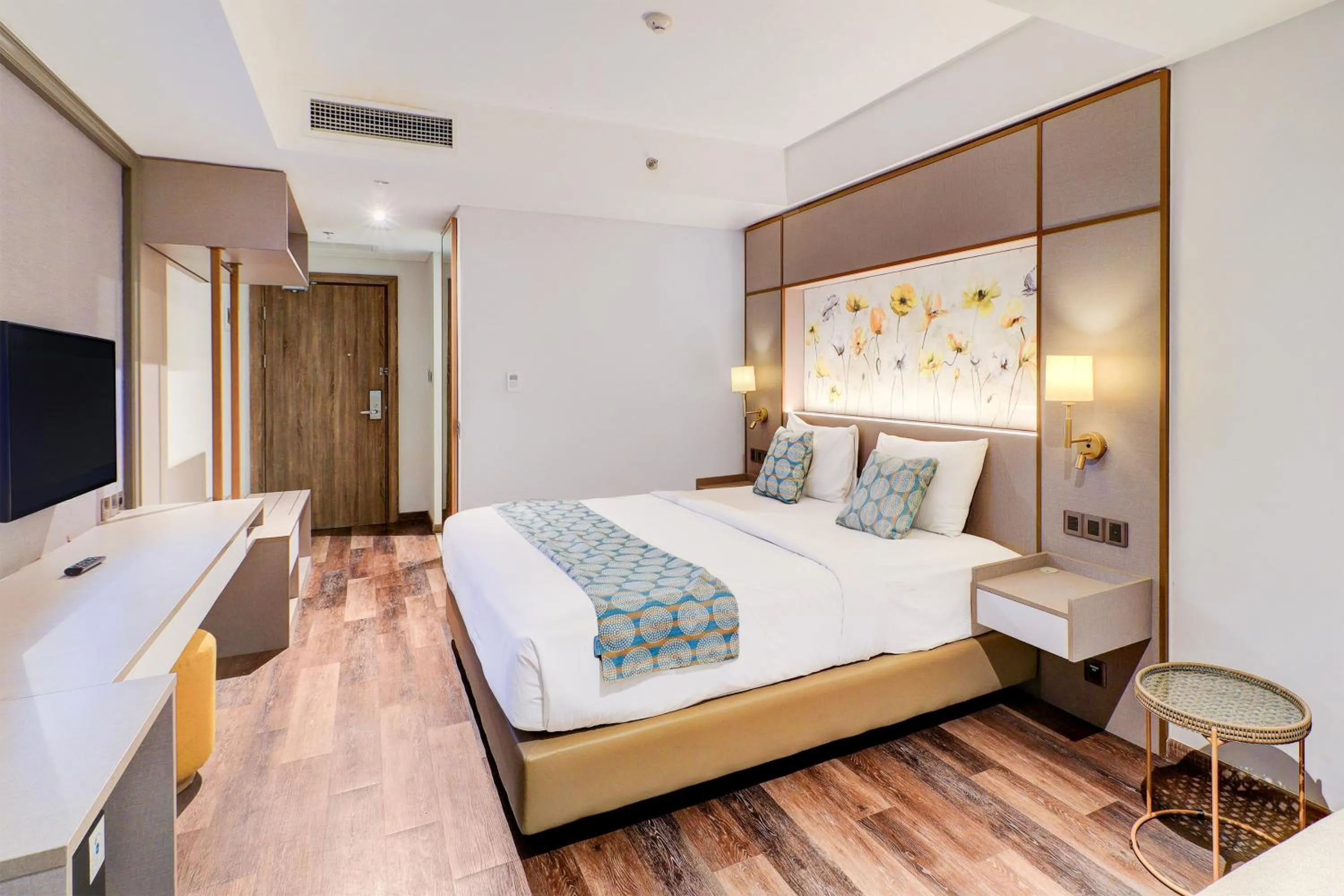 Bedroom, Bed in Sunday Hotel Arshika Sunset Road